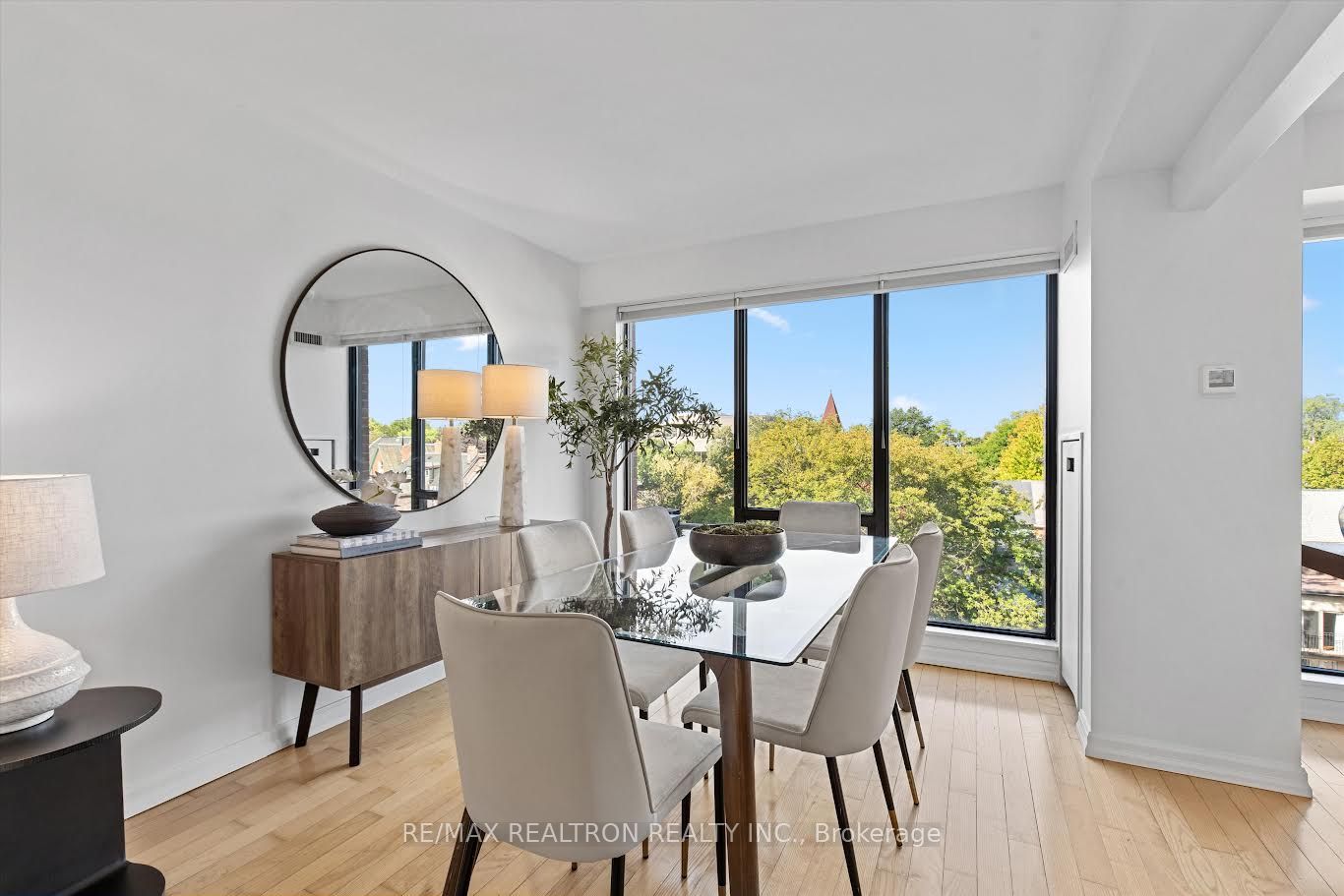 456 College Street 512, Toronto, ON M6G 4A3 photo 5
