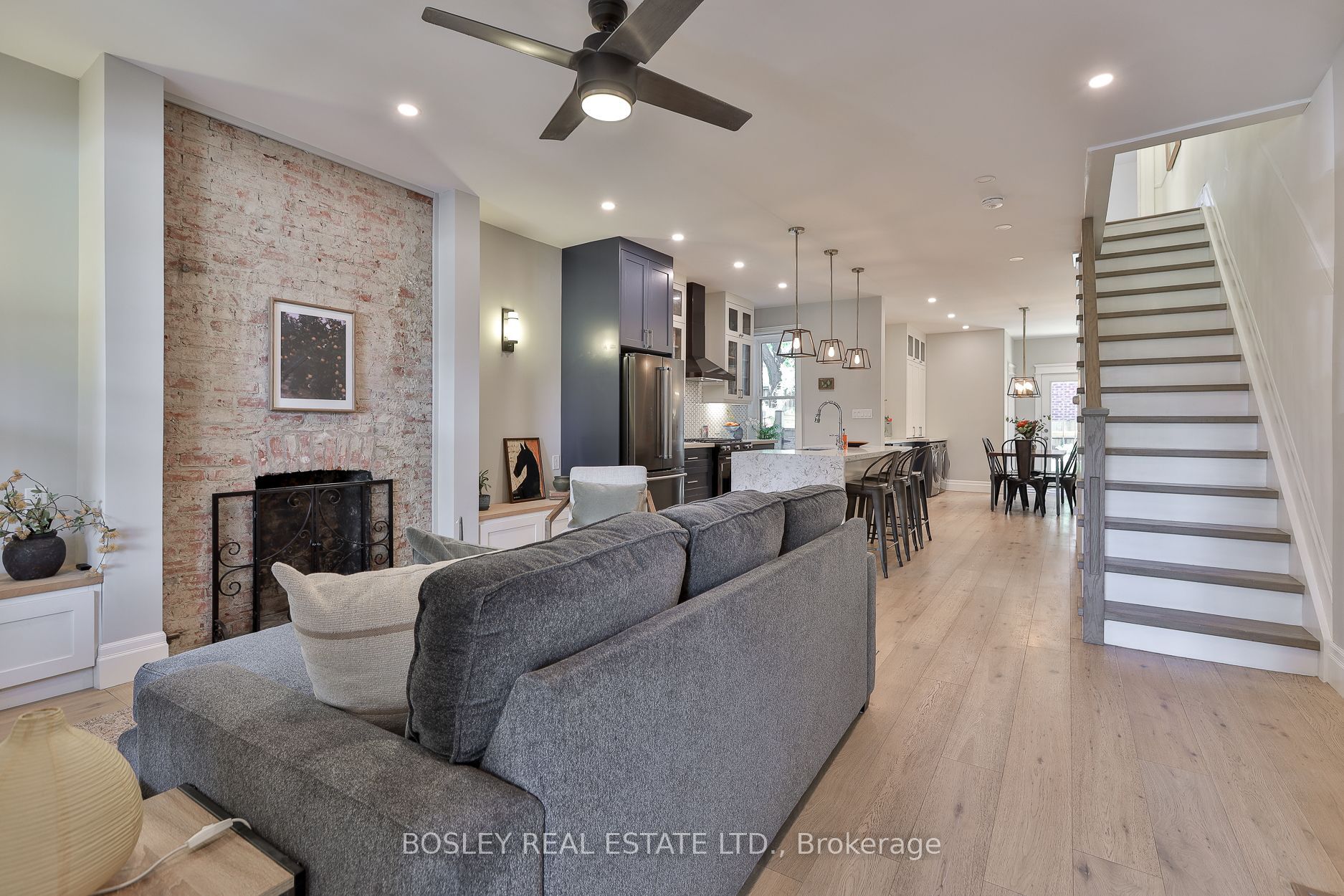 316 Brock Avenue, Toronto, ON M6K 2M4 photo 2