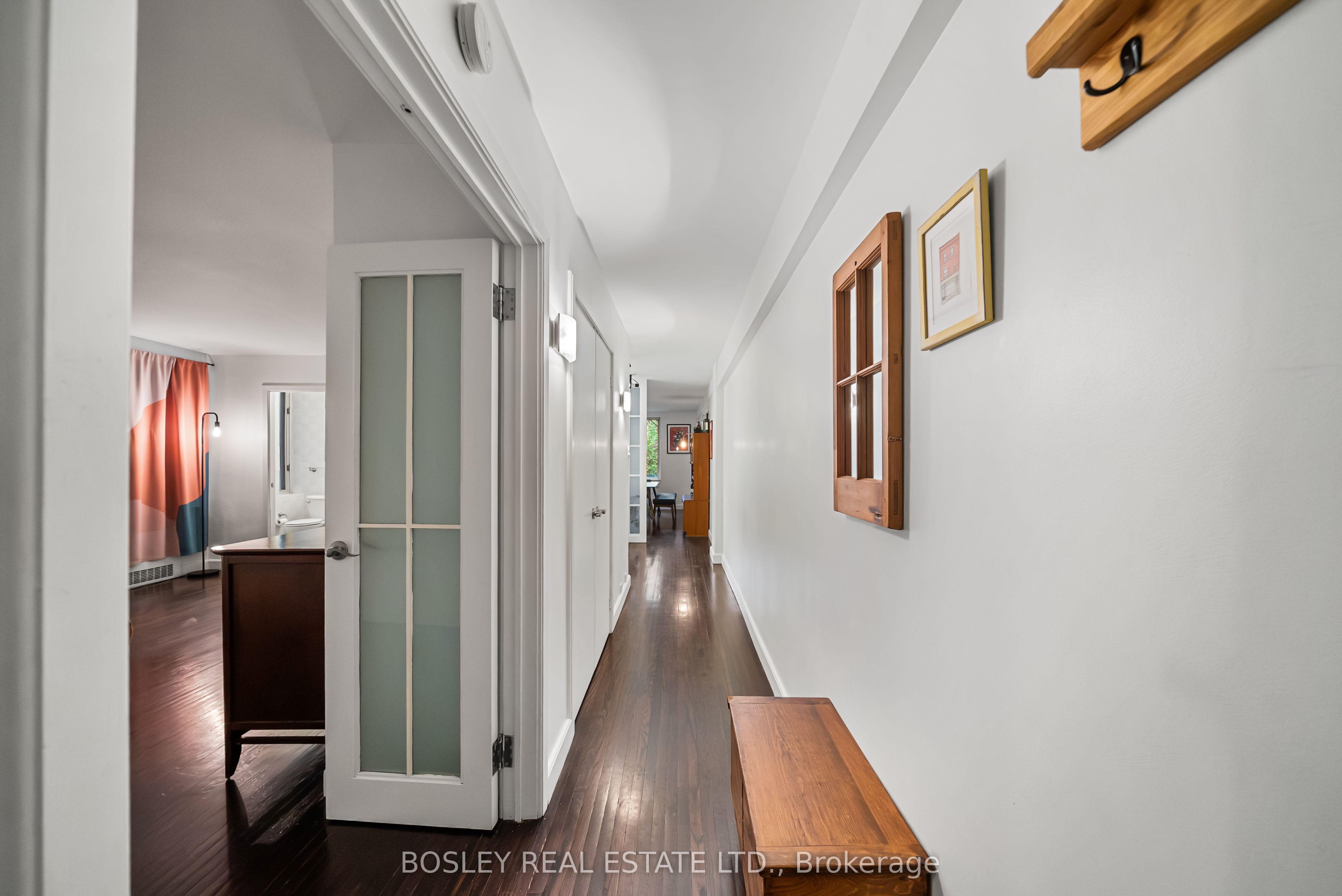 150 Farnham Avenue 210, Toronto, ON M4V 1H5 photo 5