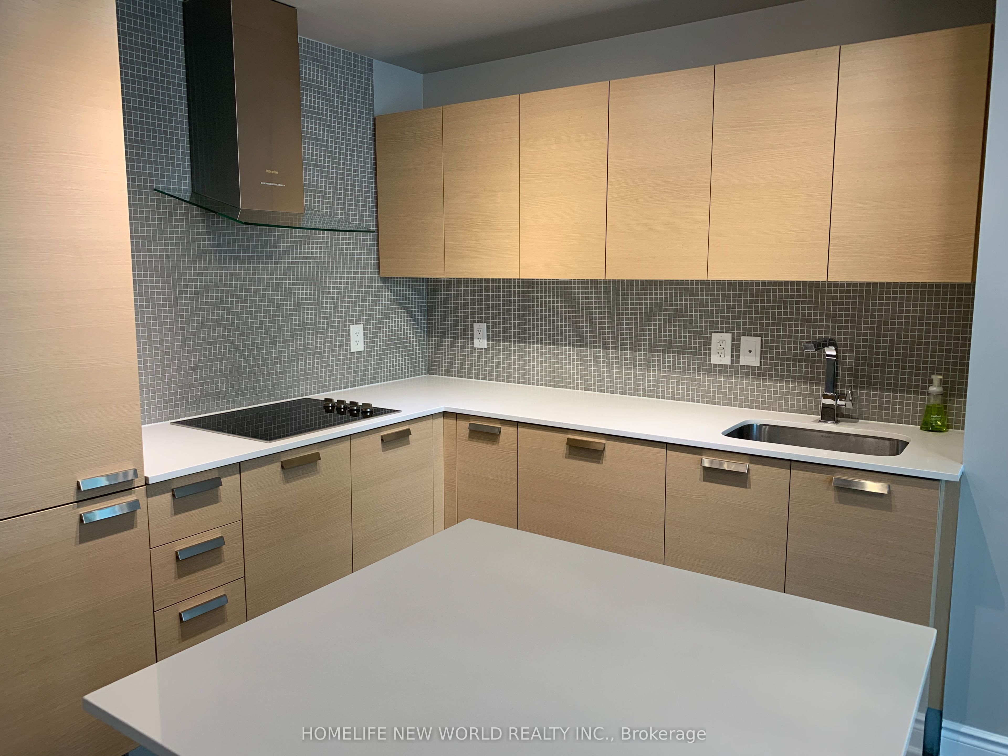 9 Bogert Avenue 1706, Toronto, ON M2N 5M6 photo 5
