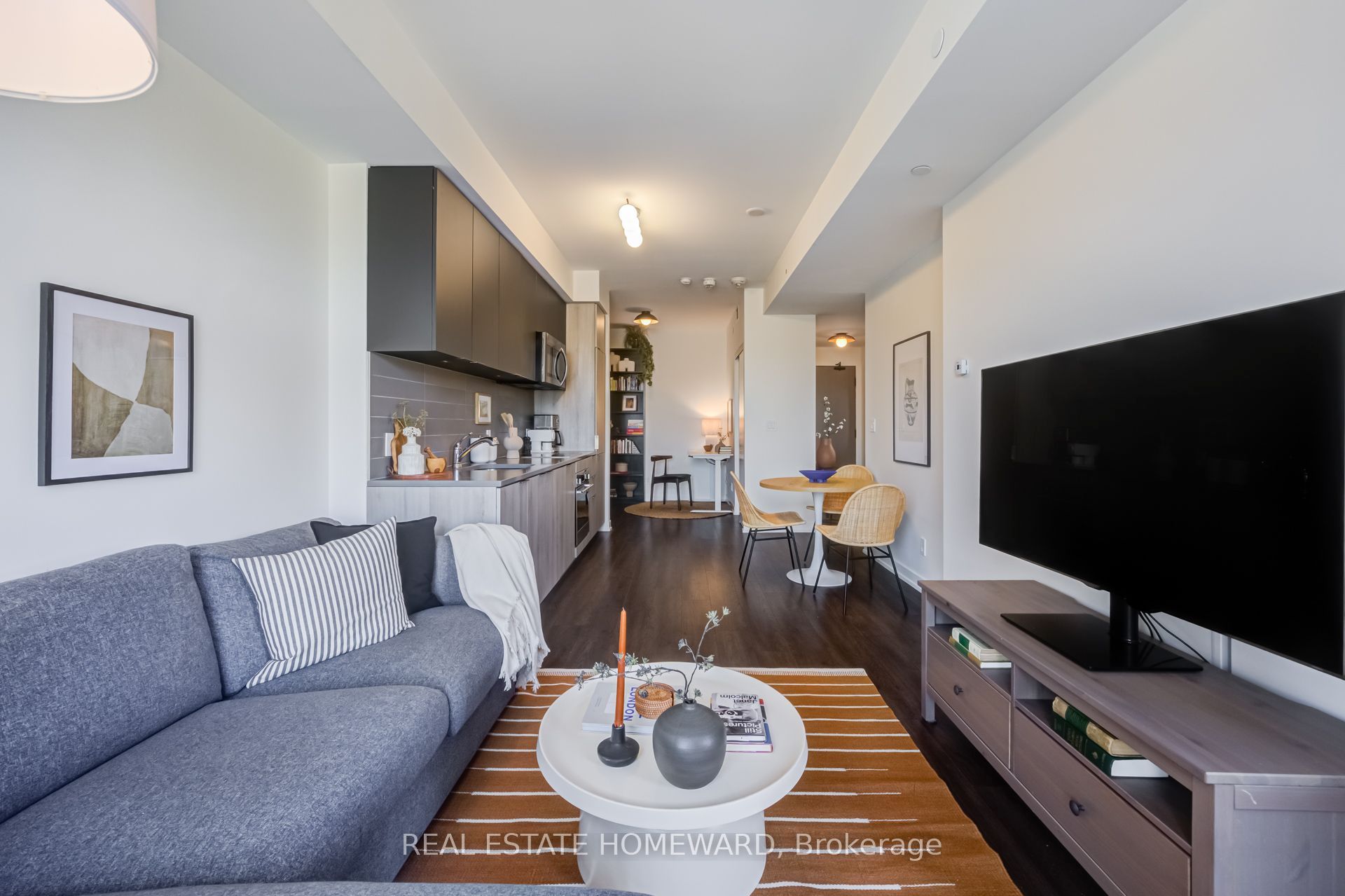 223 St Clair Avenue W 309, Toronto, ON M4V 1R3 photo 5