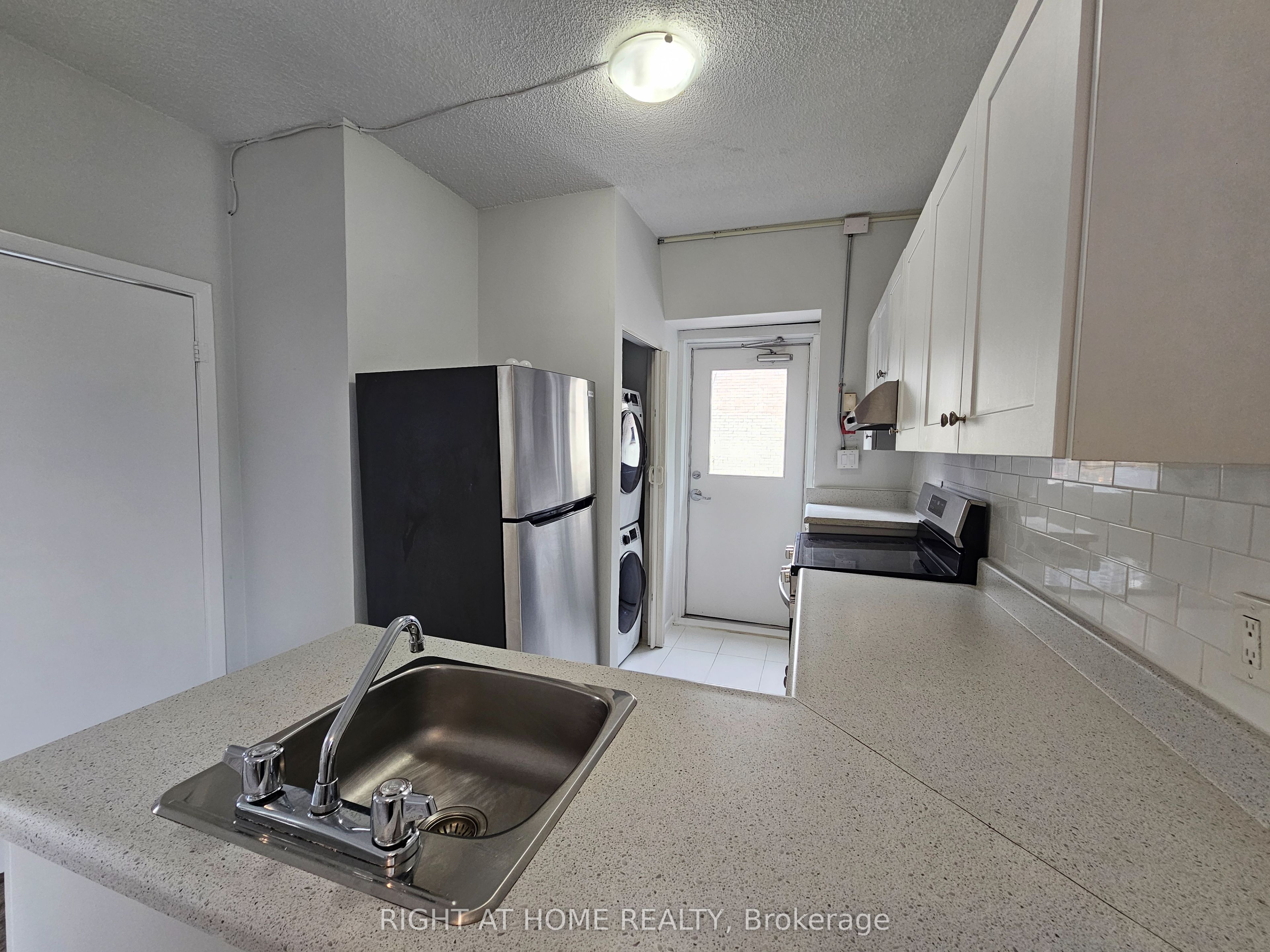 505 Church Street 302, Toronto, ON M4Y 1H2 photo 2