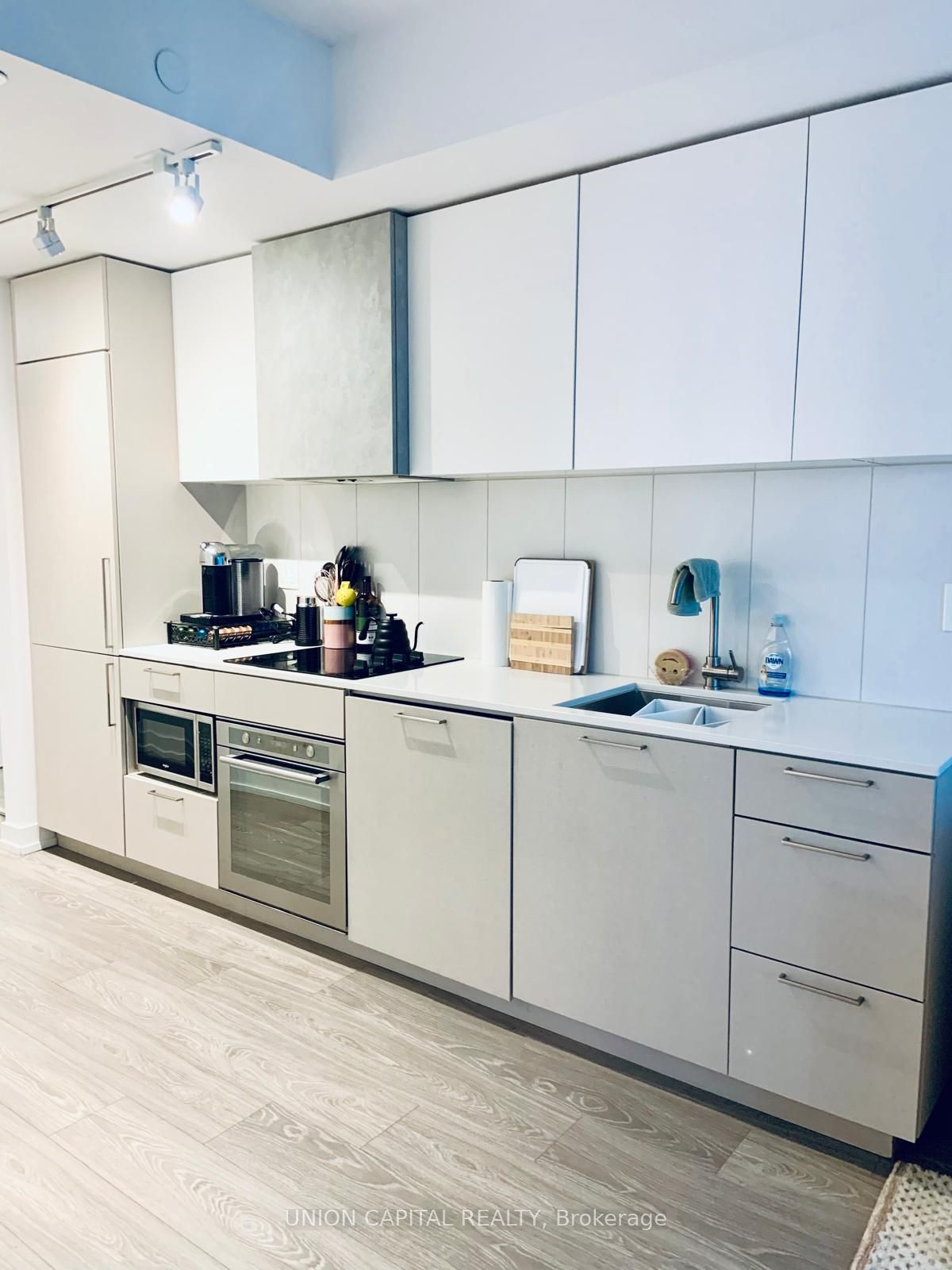 19 Western Battery Road 905, Toronto, ON M6K 3S4 photo 3