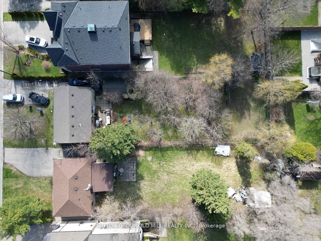 96 Caines Avenue, Toronto, ON M2R 2L3 photo 3