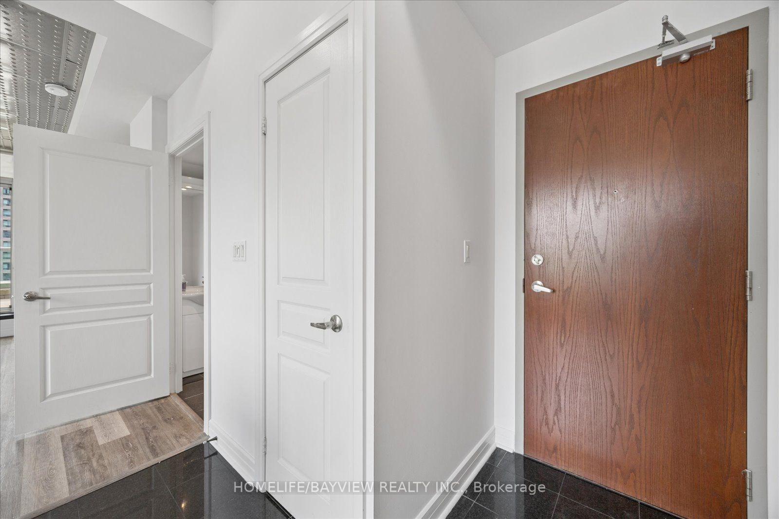 1 Avondale Avenue 508, Toronto, ON M2N 7J1 photo 3
