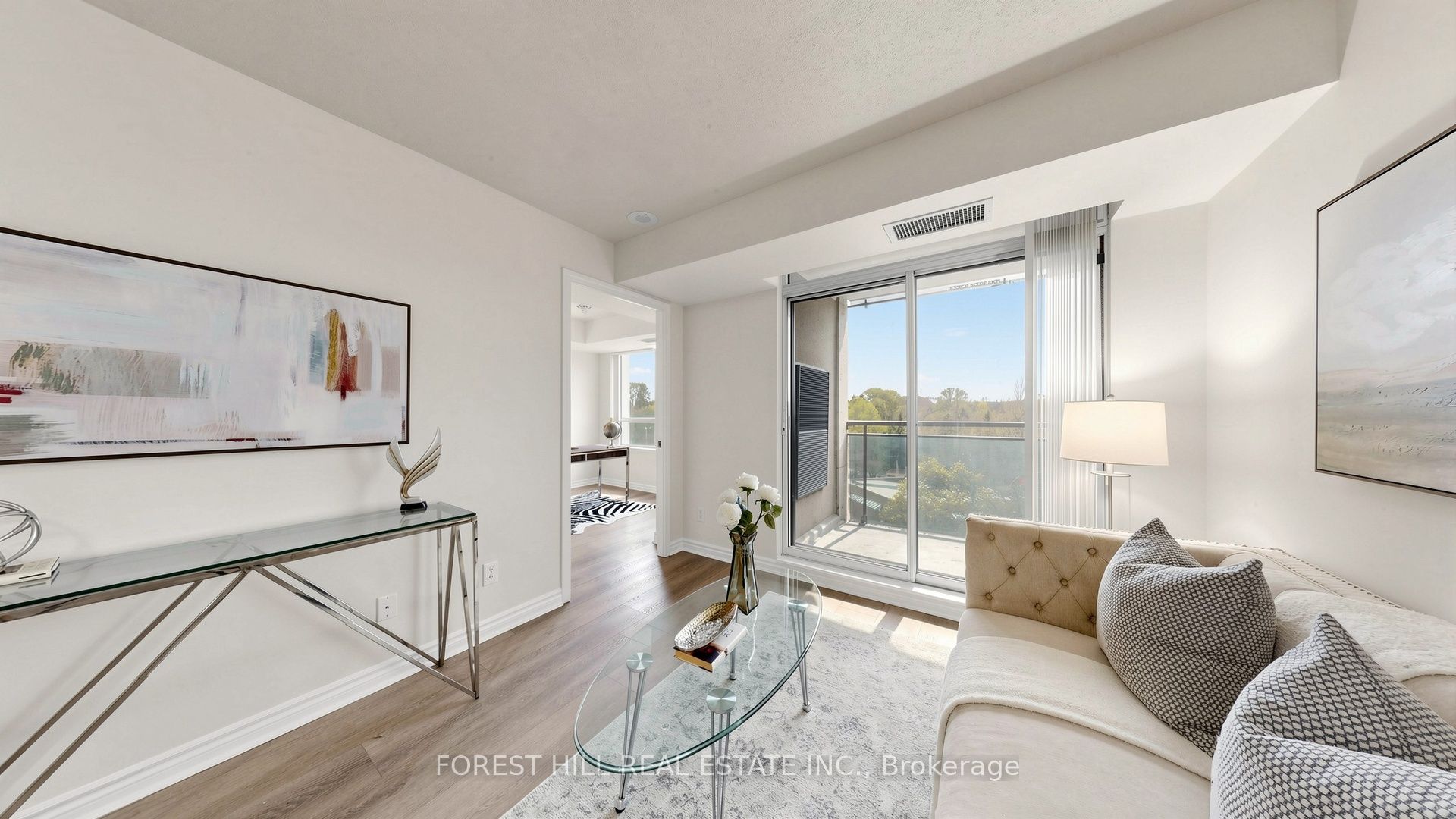 153 Beecroft Road 703, Toronto, ON M2N 7C5 photo 4
