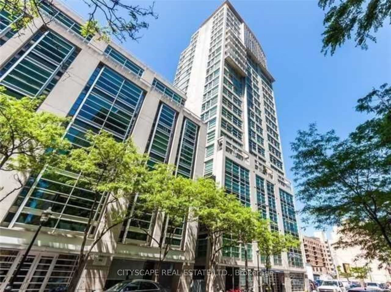 50 Lombard Street 1705, Toronto, ON M5C 2X4