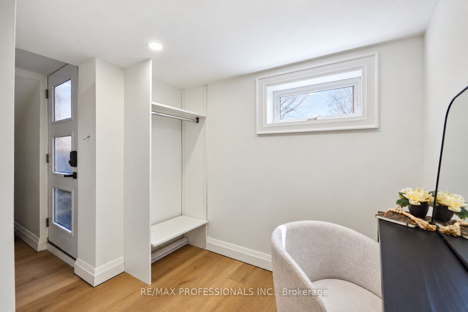 134 Argyle Street Lower, Toronto, ON M6J 1N9 photo 5