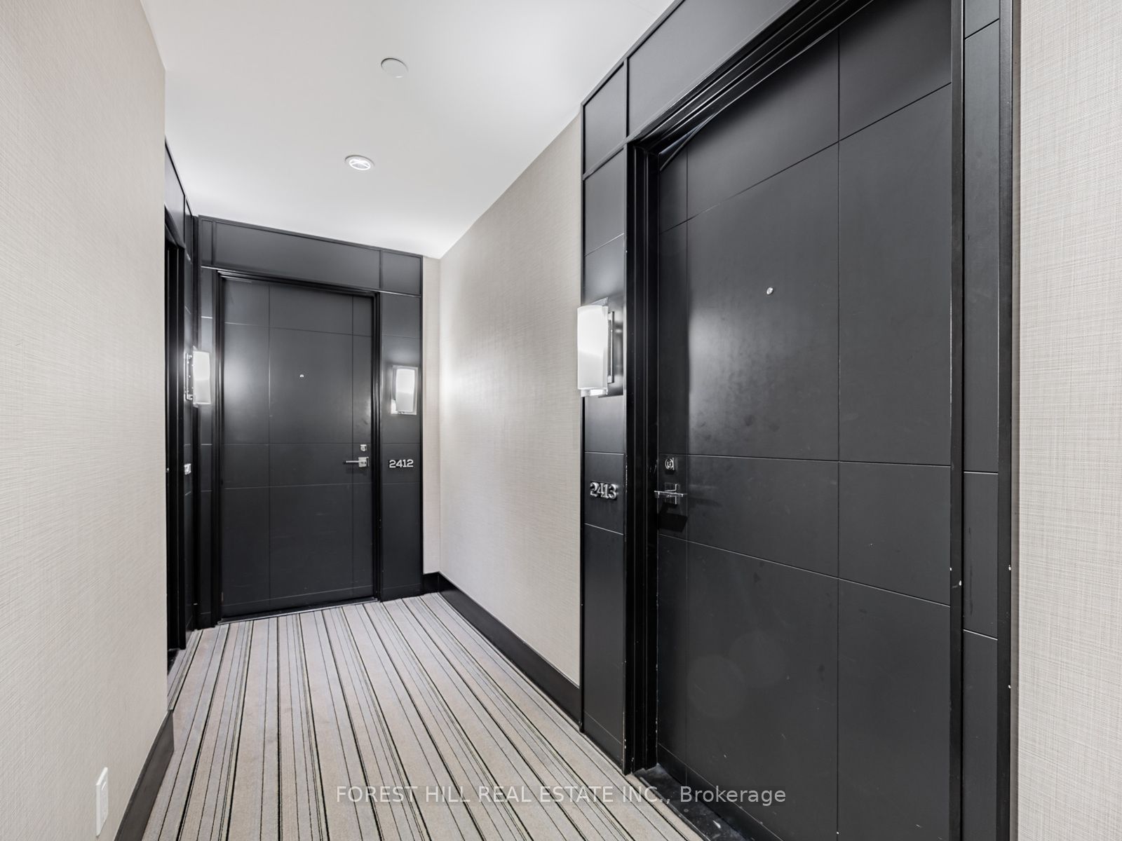 98 Lillian Street 2413, Toronto, ON M4S 0A5 photo 4