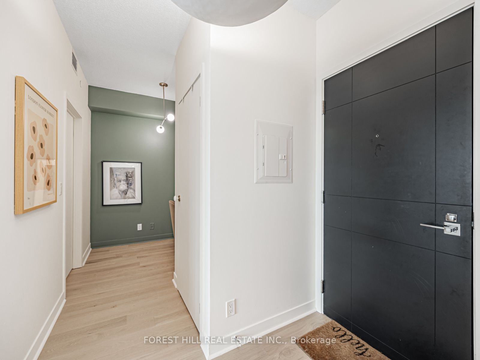 98 Lillian Street 2413, Toronto, ON M4S 0A5 photo 5