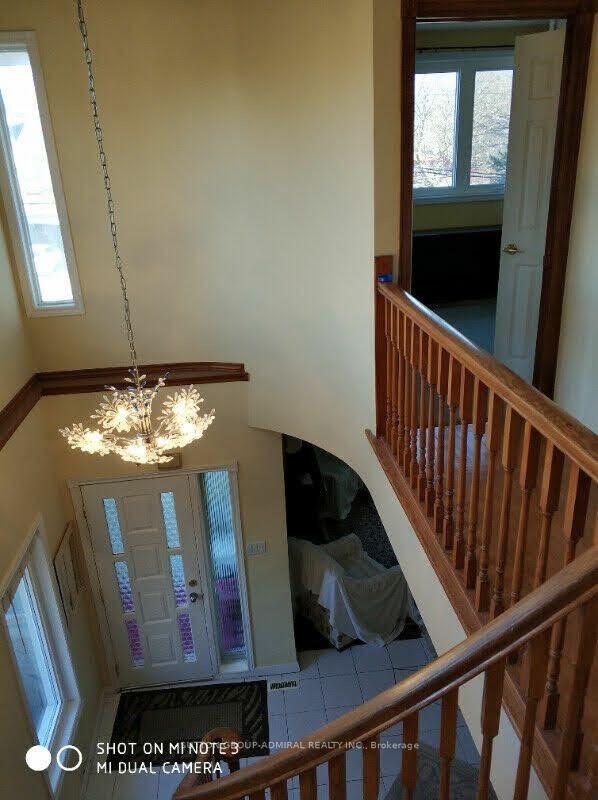 355 Patricia Avenue, Toronto, ON M2R 2M8 photo 3