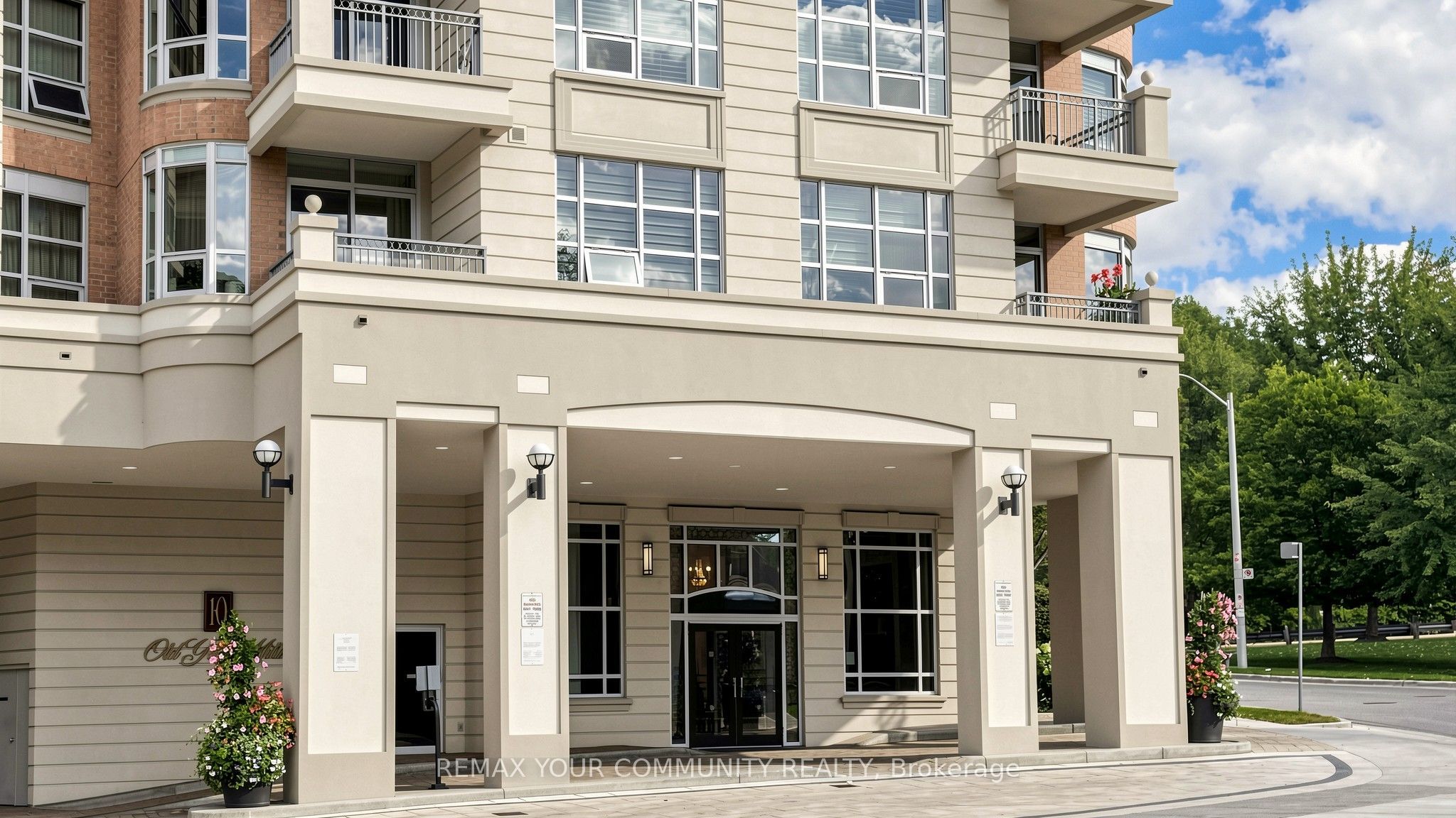 10 Old York Mills Road 410, Toronto, ON M2P 2G9 photo 4