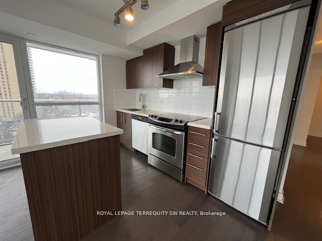 58 Orchard View Boulevard 902, Toronto, ON M4R 0A2 photo 5