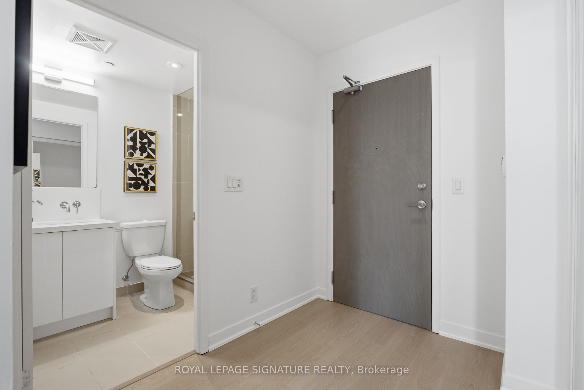 88 Harbour Street 1710, Toronto, ON M5J 0C3 photo 4