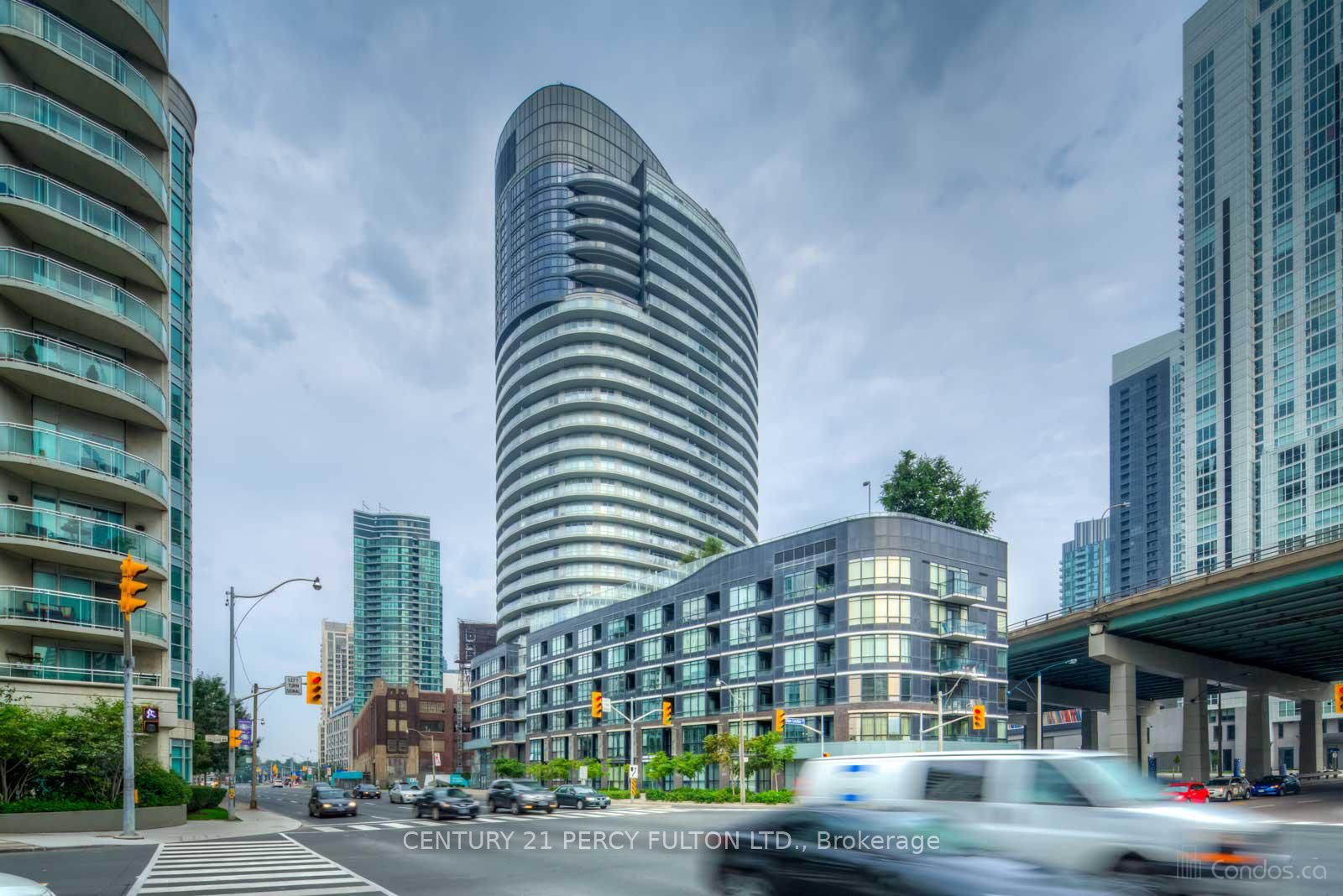 38 Dan Leckie Way 2112, Toronto, ON M5V 2V6 photo 2