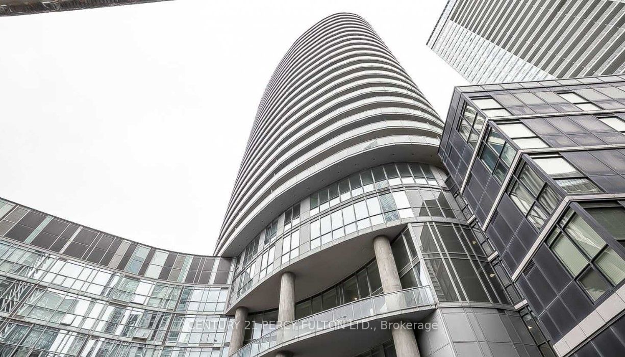 38 Dan Leckie Way 2112, Toronto, ON M5V 2V6 photo 3