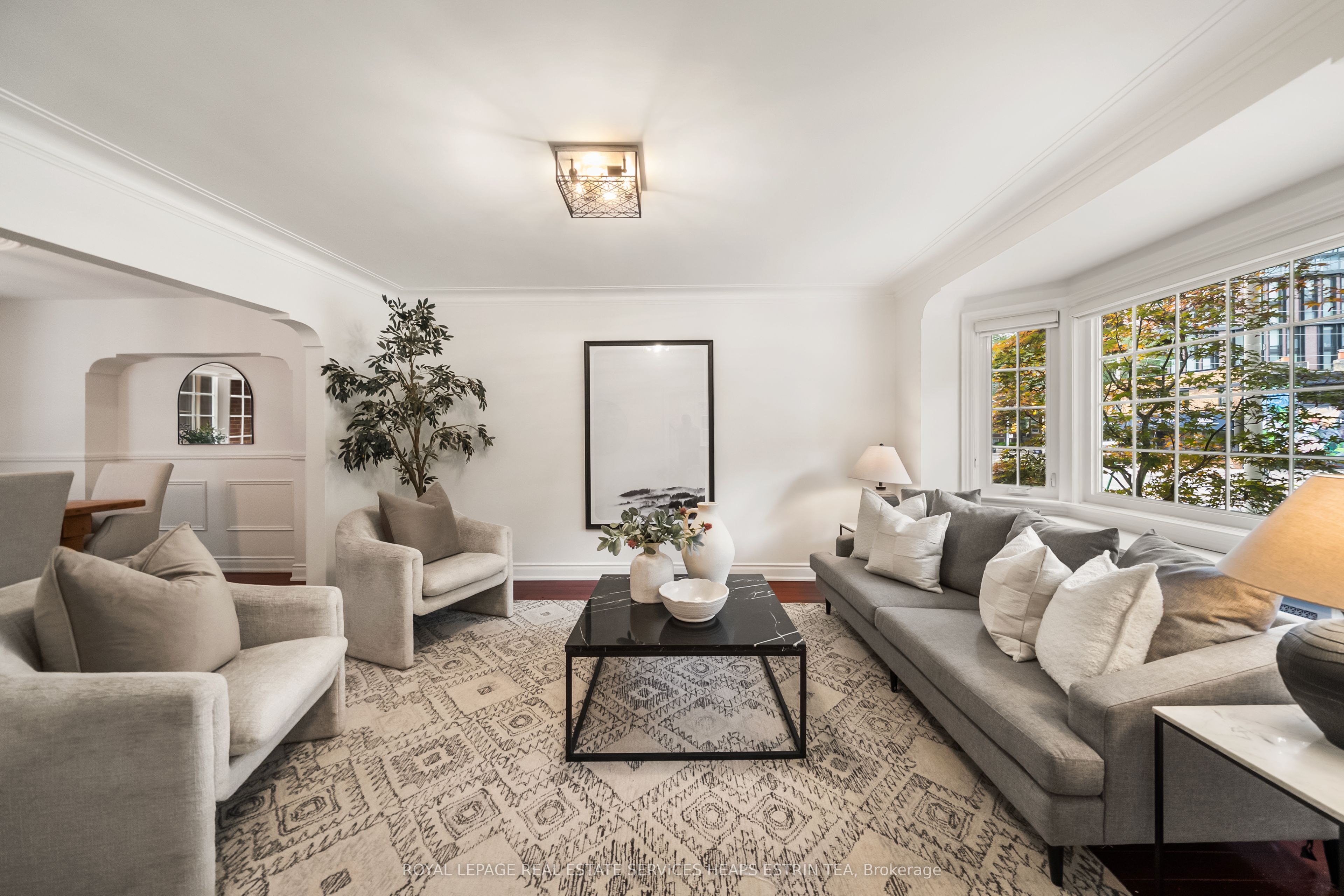 15 Mcrae Drive, Toronto, ON M4G 1S1 photo 3