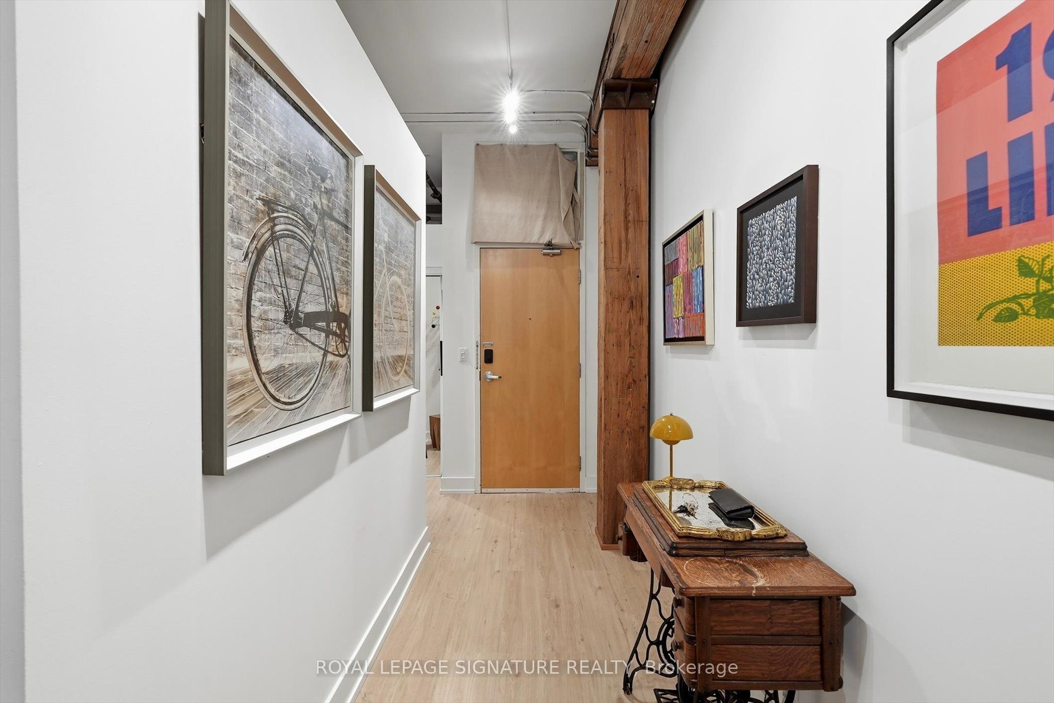 383 Adelaide Street E 103, Toronto, ON M5A 1N3 photo 2