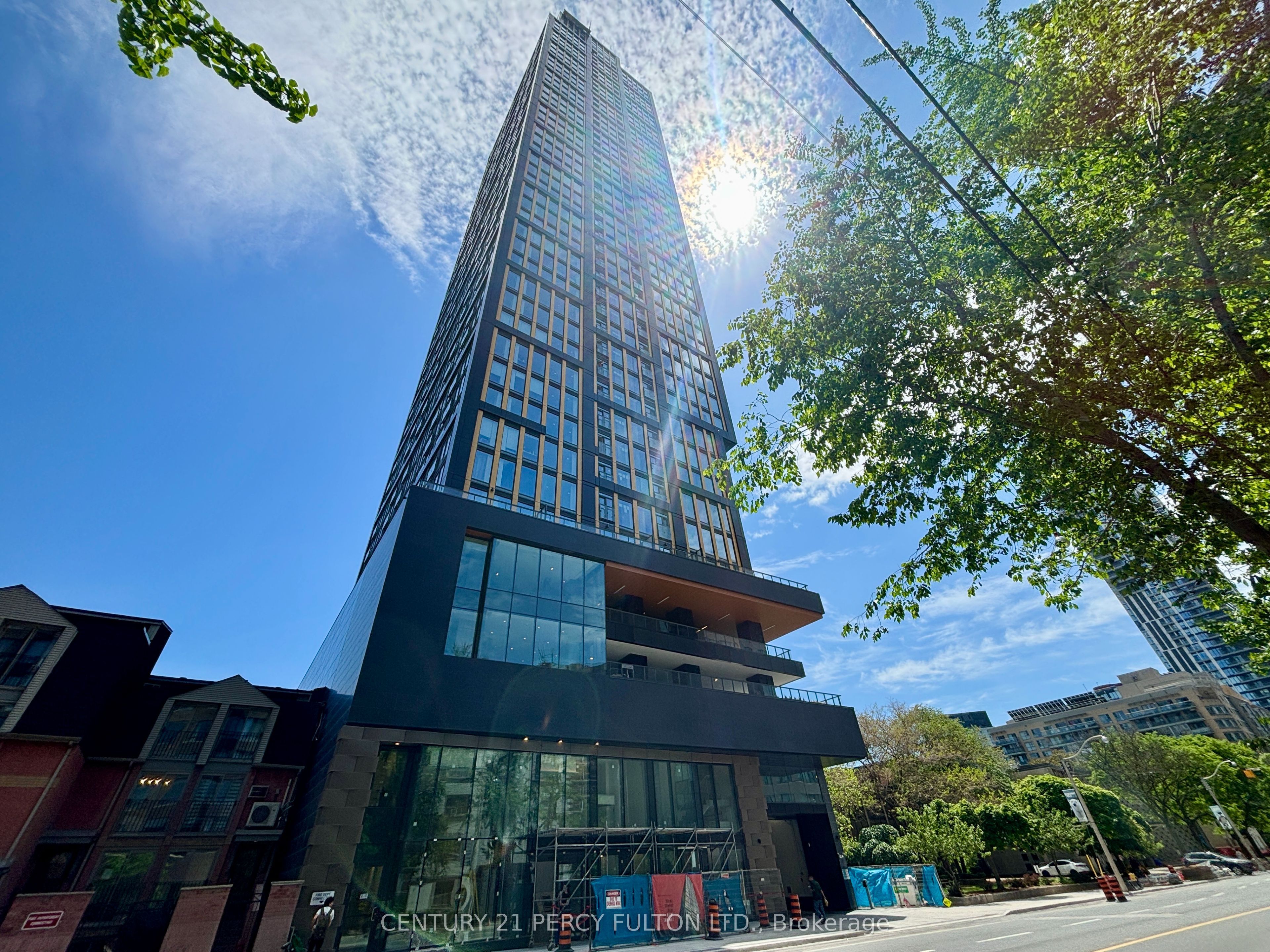 319 Jarvis Street 1717, Toronto, ON M5B 0C8