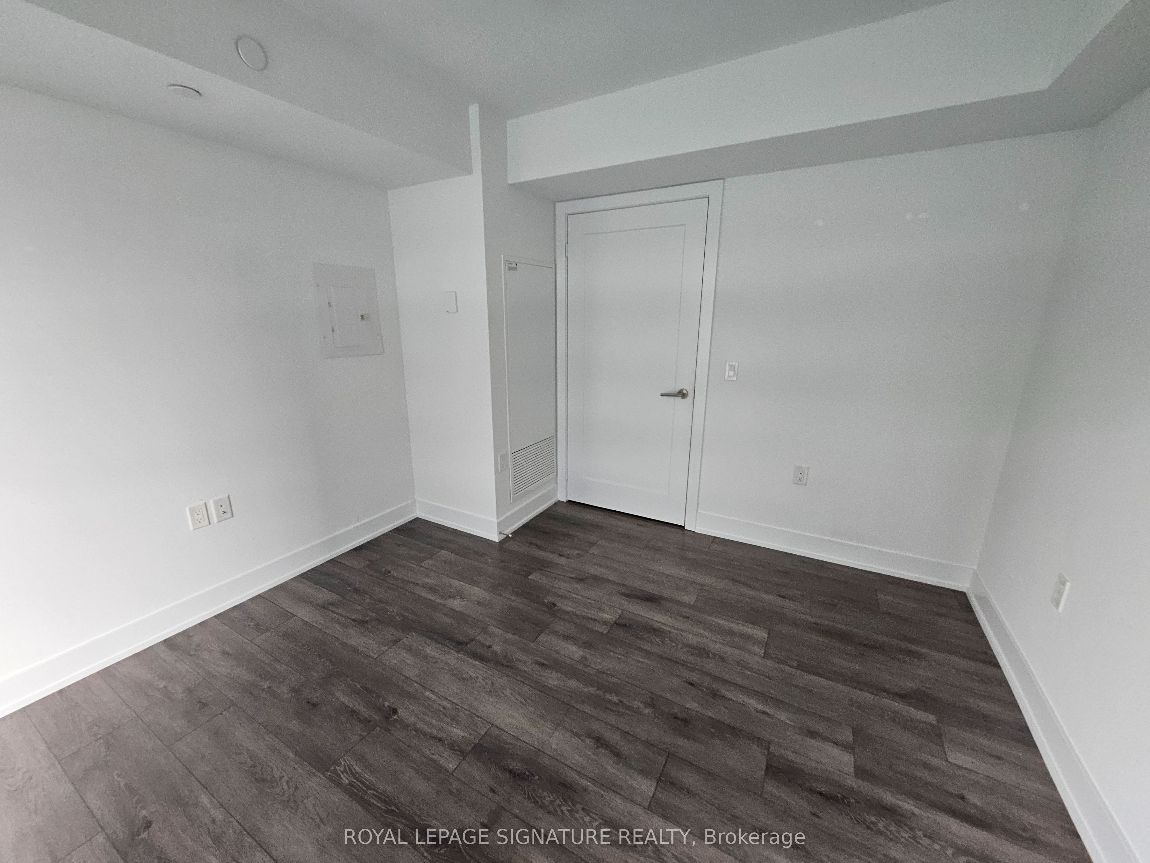 585 Bloor Street E 2123, Toronto, ON M4W 0B3