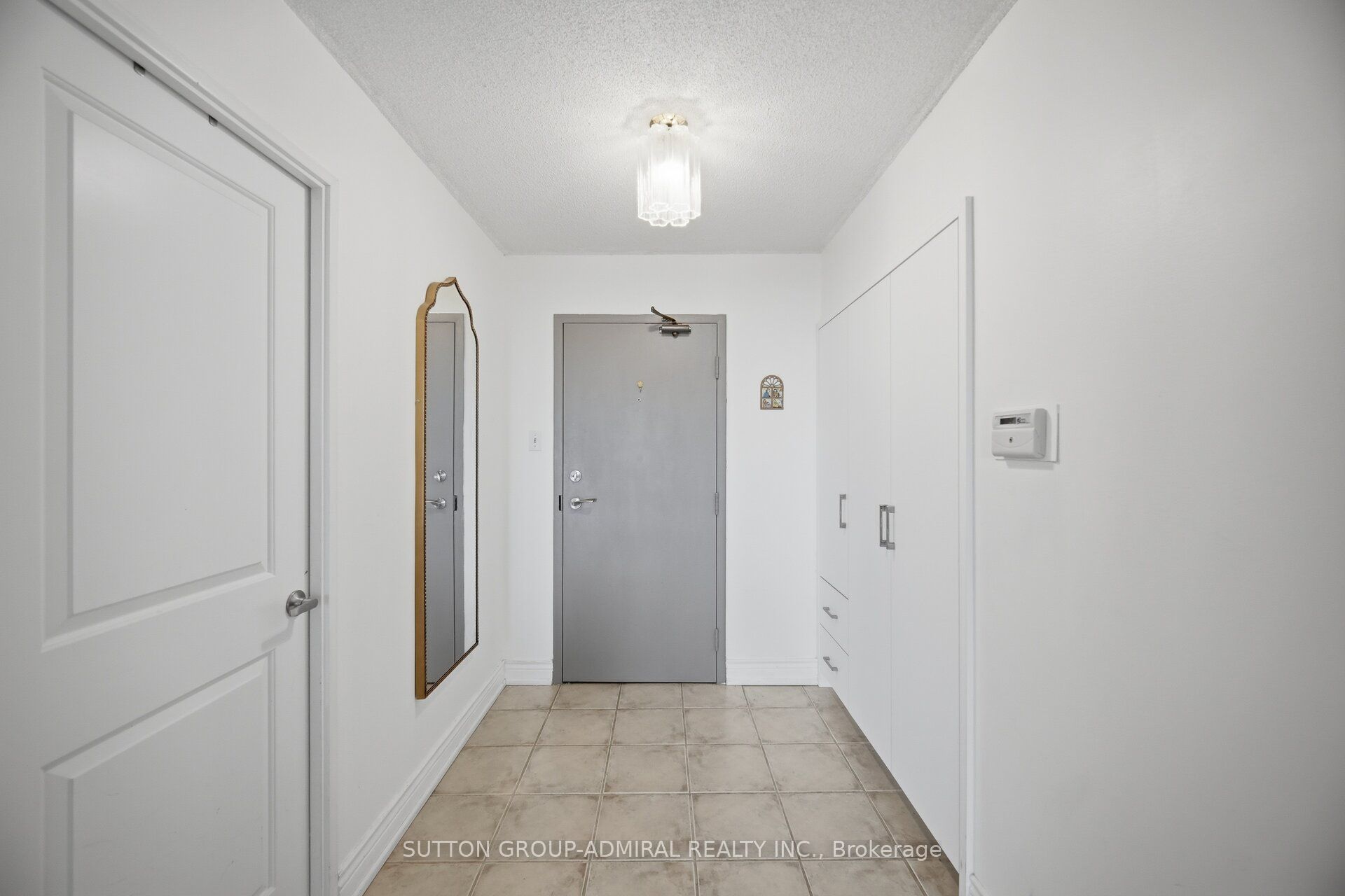 5460 Yonge Street 501, Toronto, ON M2N 6K7 photo 2