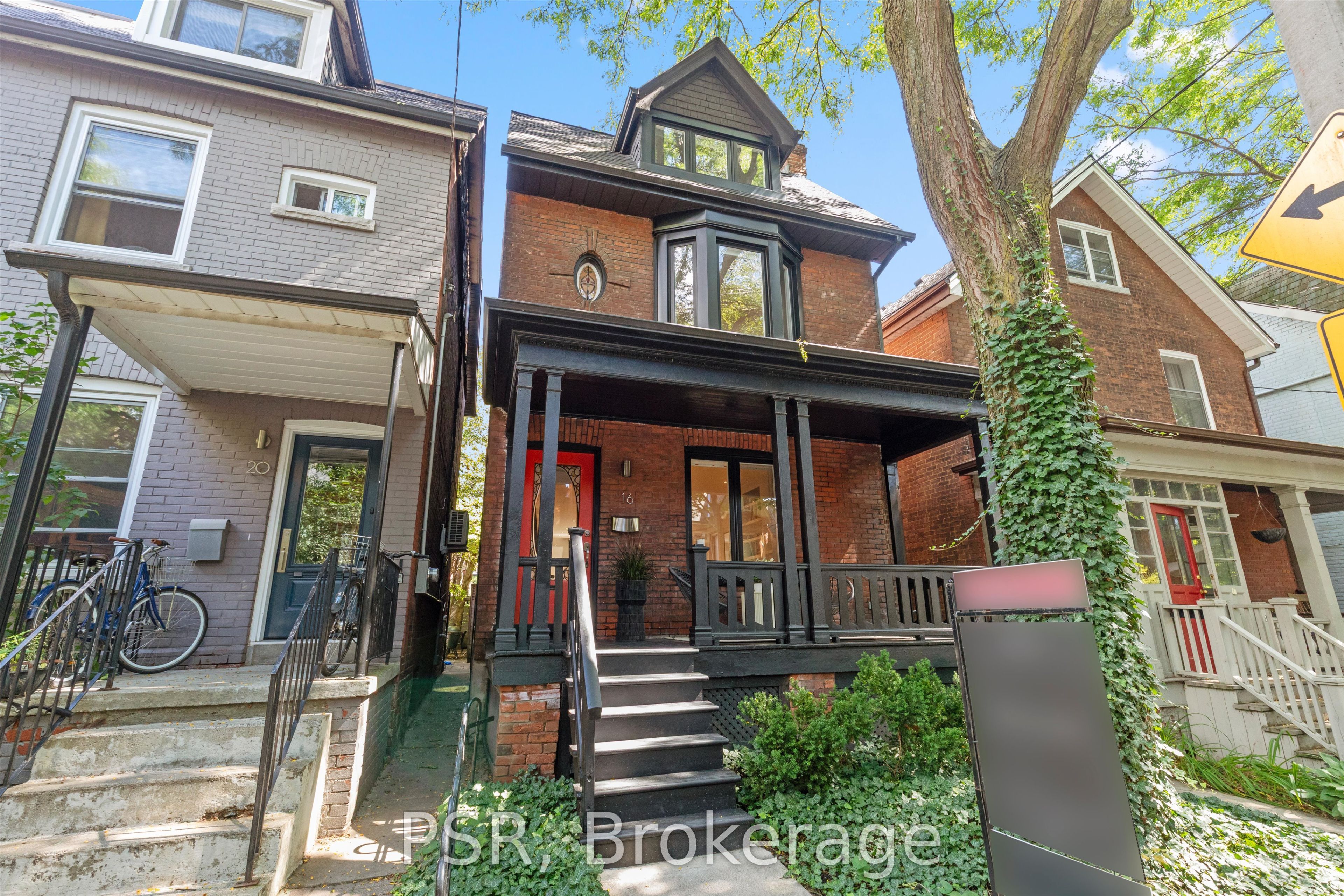 16 Mackenzie Crescent, Toronto, ON M6J 1T1 photo 2