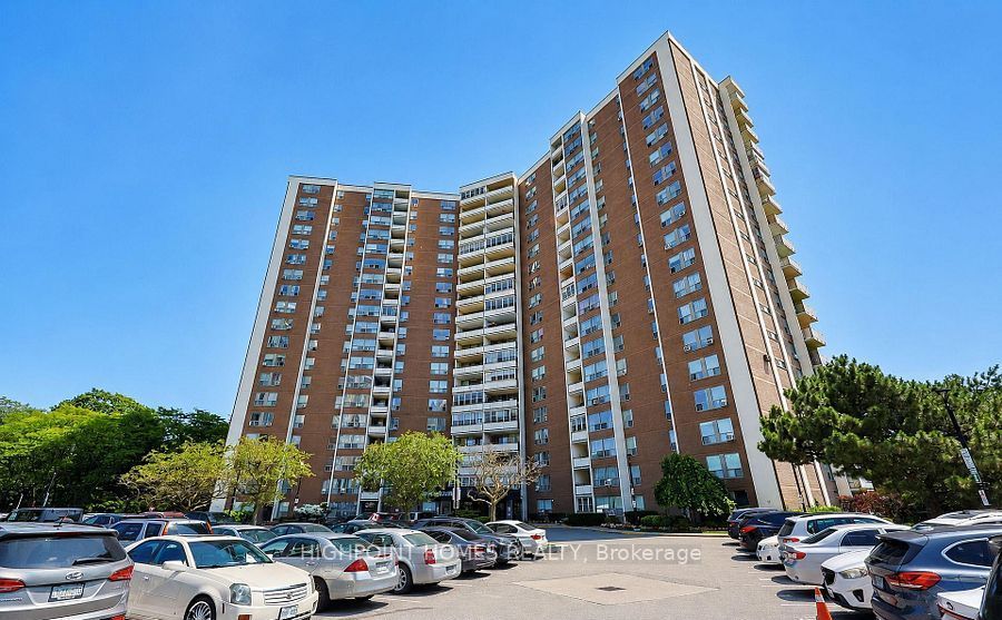 60 Pavane Linkway Way 301, Toronto, ON M3C 1A1