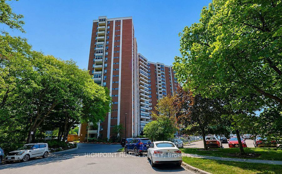 60 Pavane Linkway Way 301, Toronto, ON M3C 1A1 photo 2