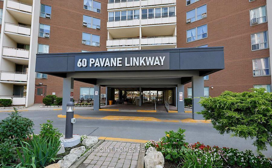 60 Pavane Linkway Way 301, Toronto, ON M3C 1A1 photo 5