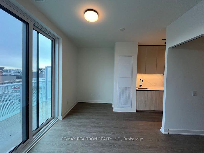 425 Front Street E 1301, Toronto, ON M5A 0X2 photo 2