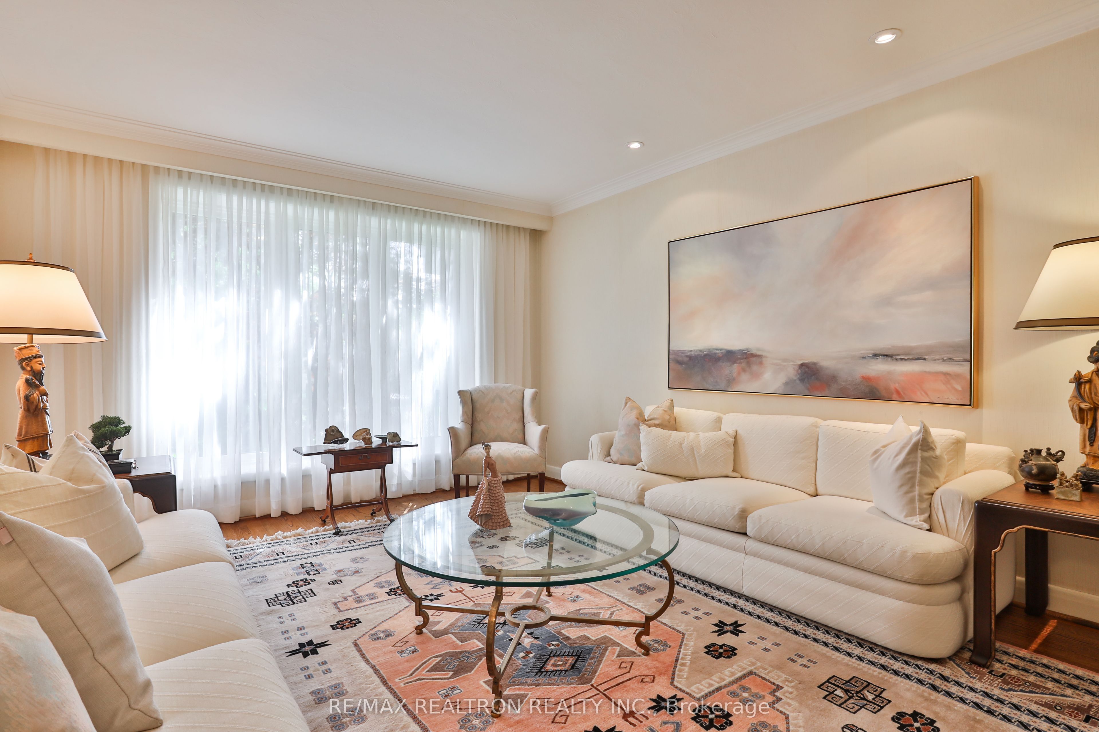 706 Briar Hill Avenue, Toronto, ON M6C 1L3 photo 5