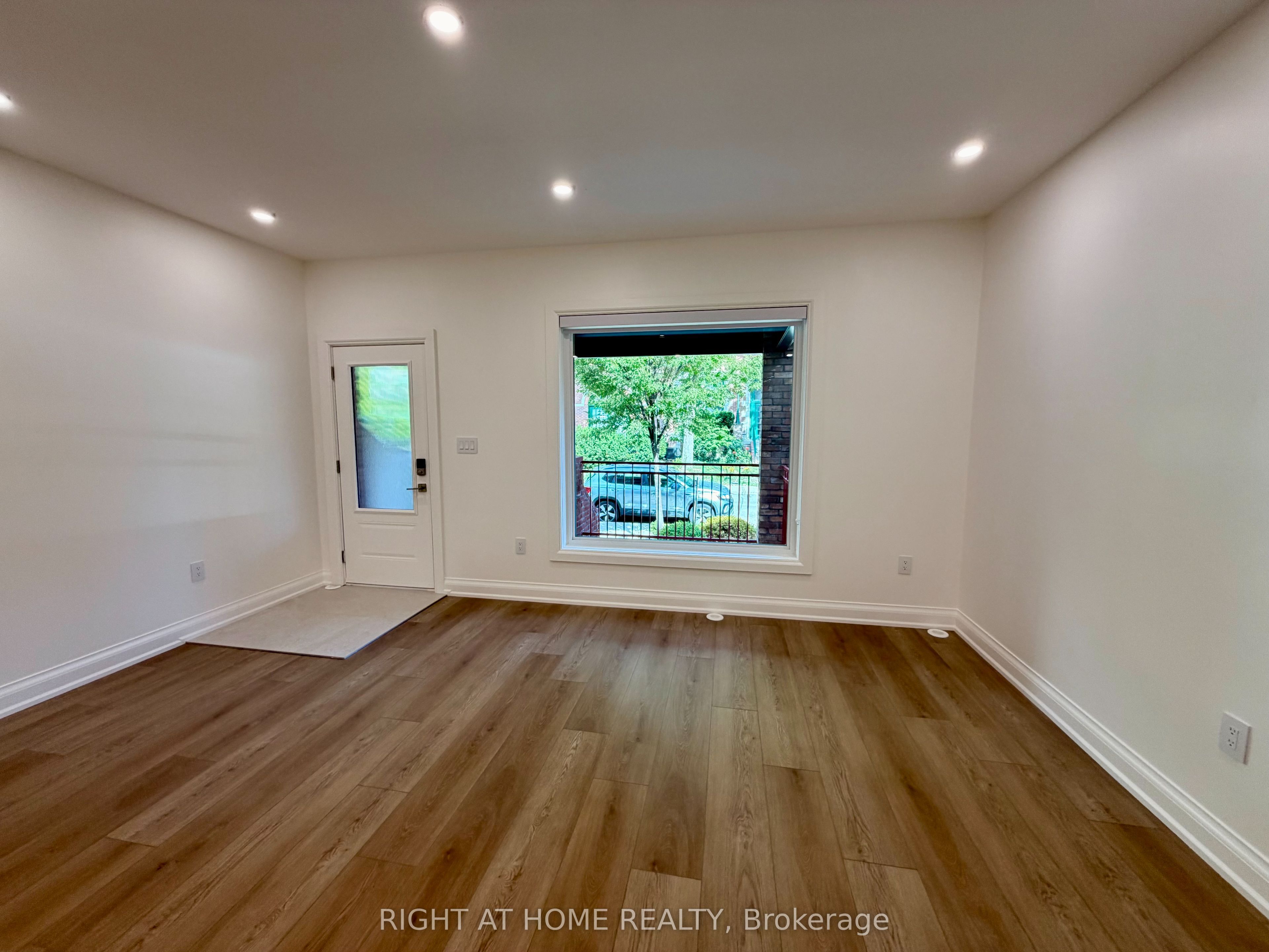 57 Hepbourne Street 1, Toronto, ON M6H 1K4 photo 3