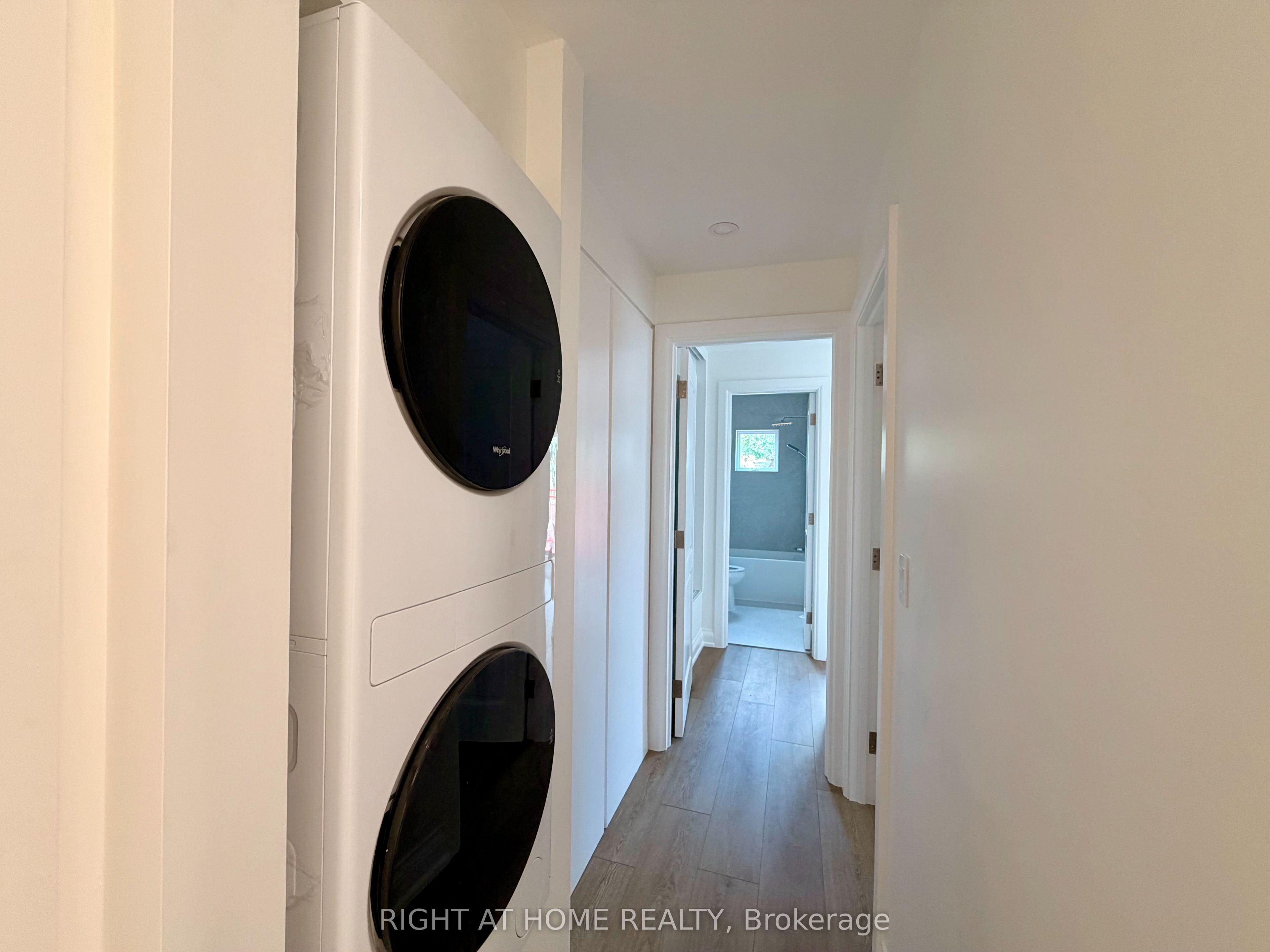 57 Hepbourne Street 1, Toronto, ON M6H 1K4 photo 5
