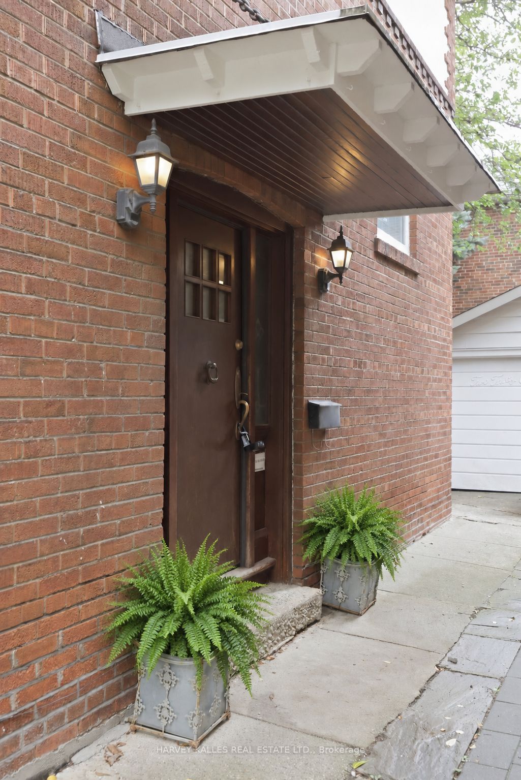 231 Glengrove Avenue W, Toronto, ON M4R 1P4 photo 3