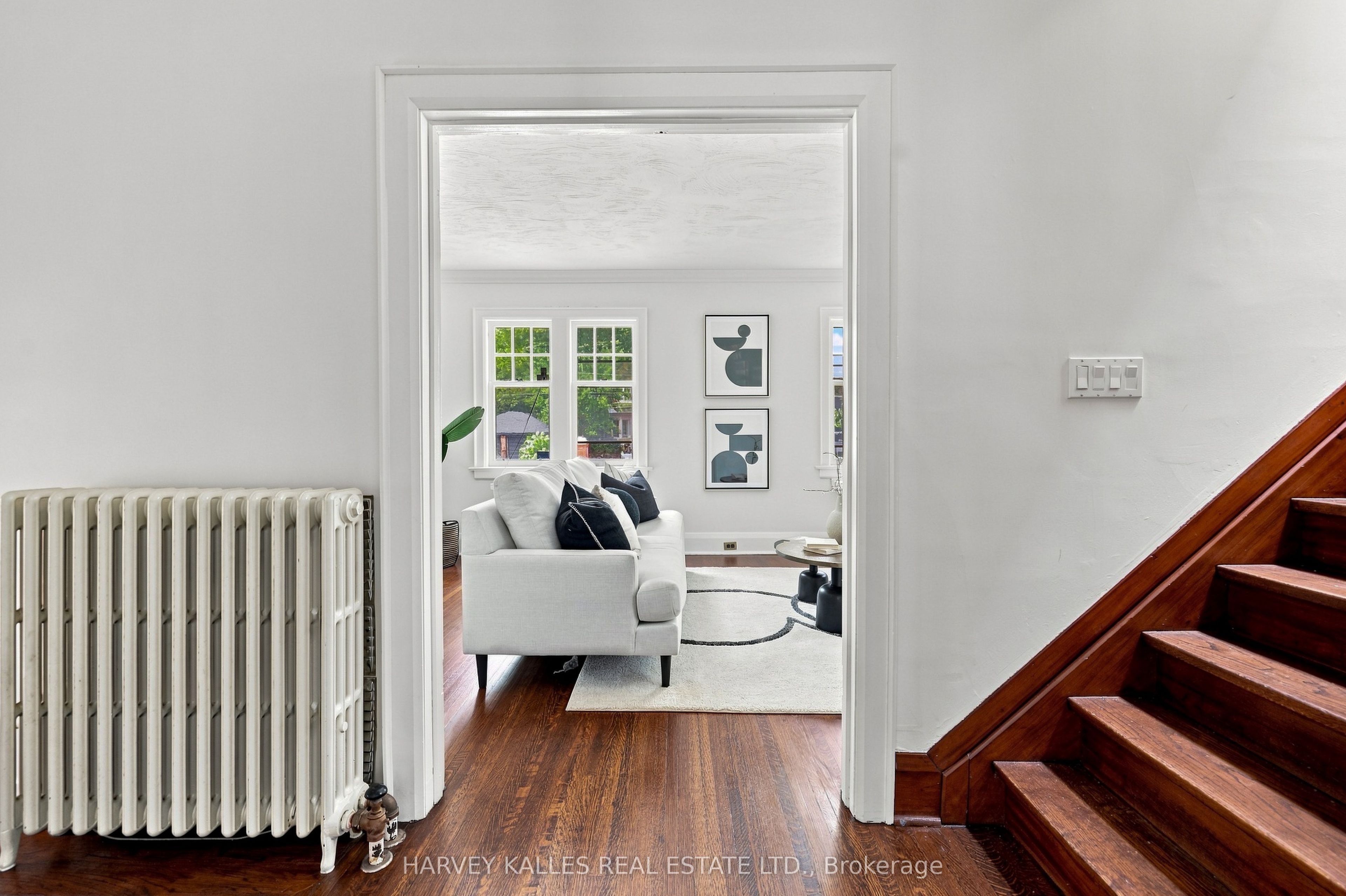 231 Glengrove Avenue W, Toronto, ON M4R 1P4 photo 4