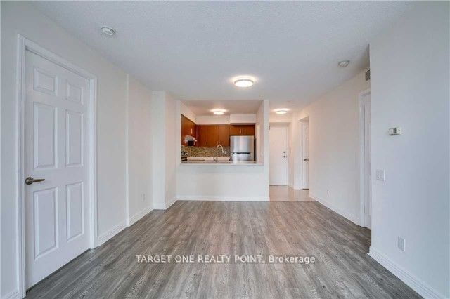 33 Empress Avenue 909, Toronto, ON M2N 6Y7 photo 4