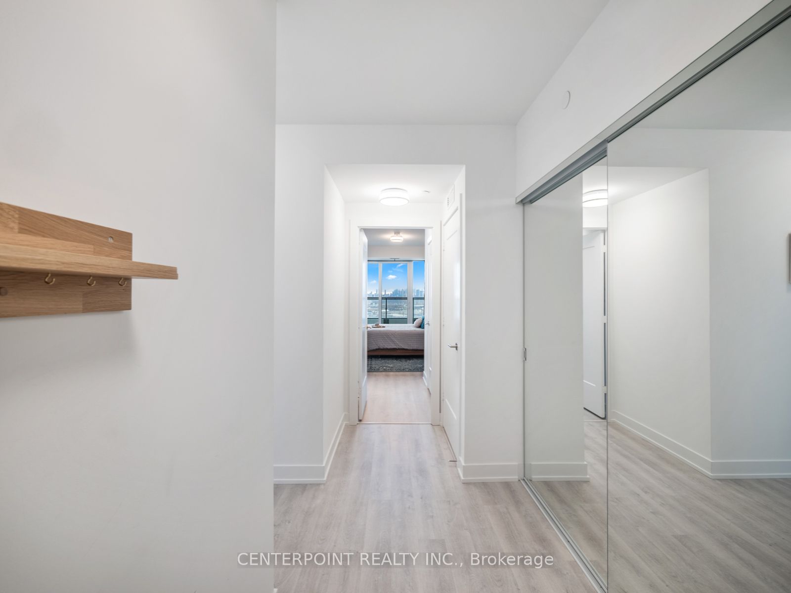 20 Inn On The Park Drive 2132, Toronto, ON M3C 0P8 photo 4