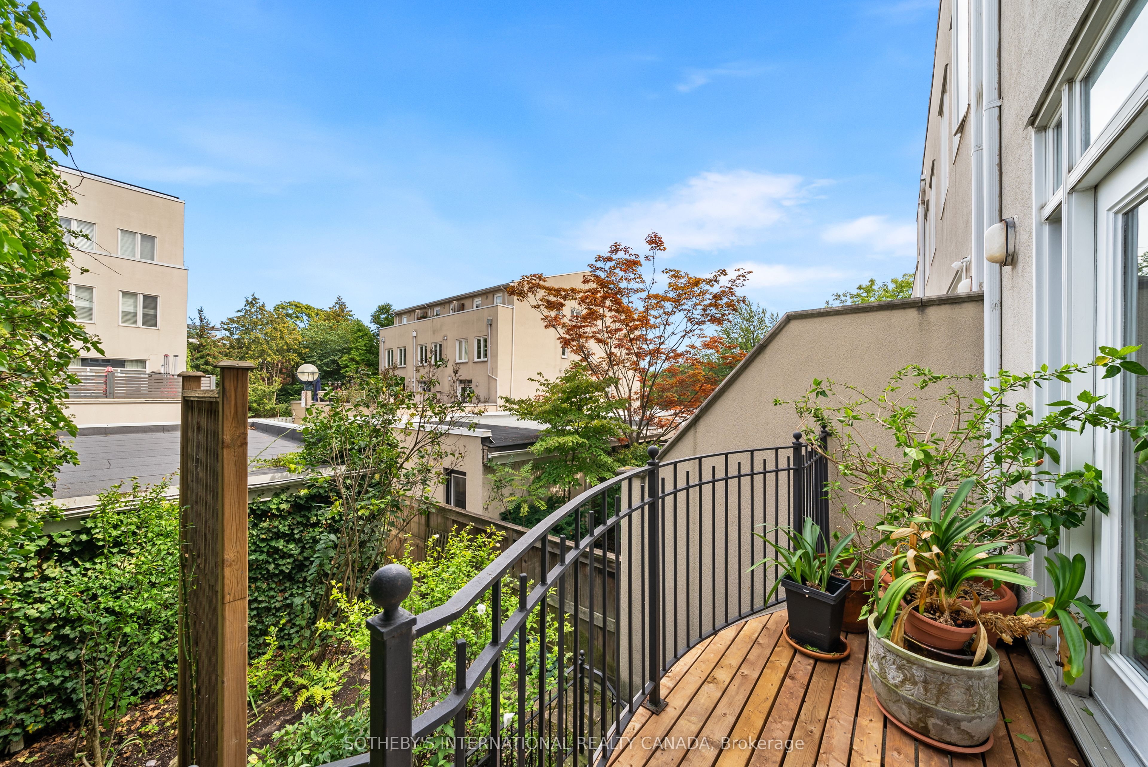 213 Walmer Road, Toronto, ON M5R 3P7 photo 5