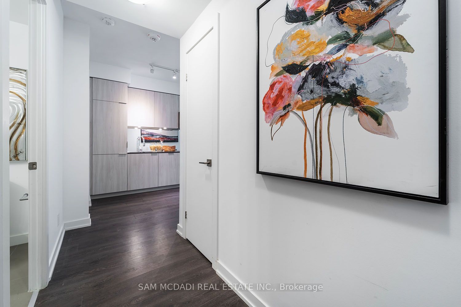 609 Avenue Road 301, Toronto, ON M4V 2K3 photo 5
