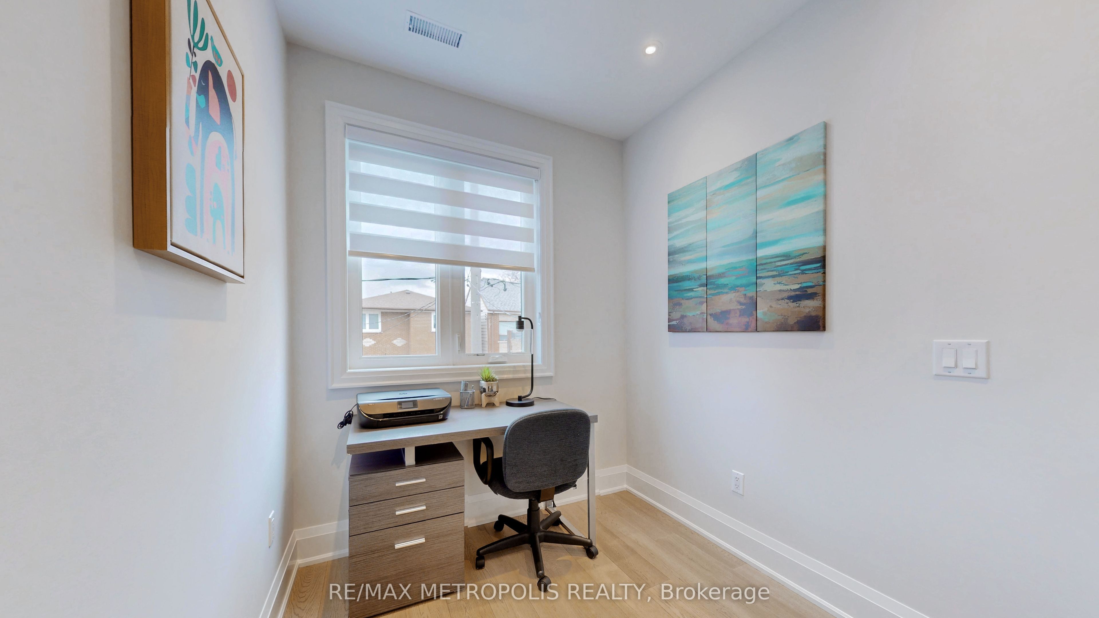 165 Manning Avenue 2&3 Floor, Toronto, ON M6J 2K6 photo 5