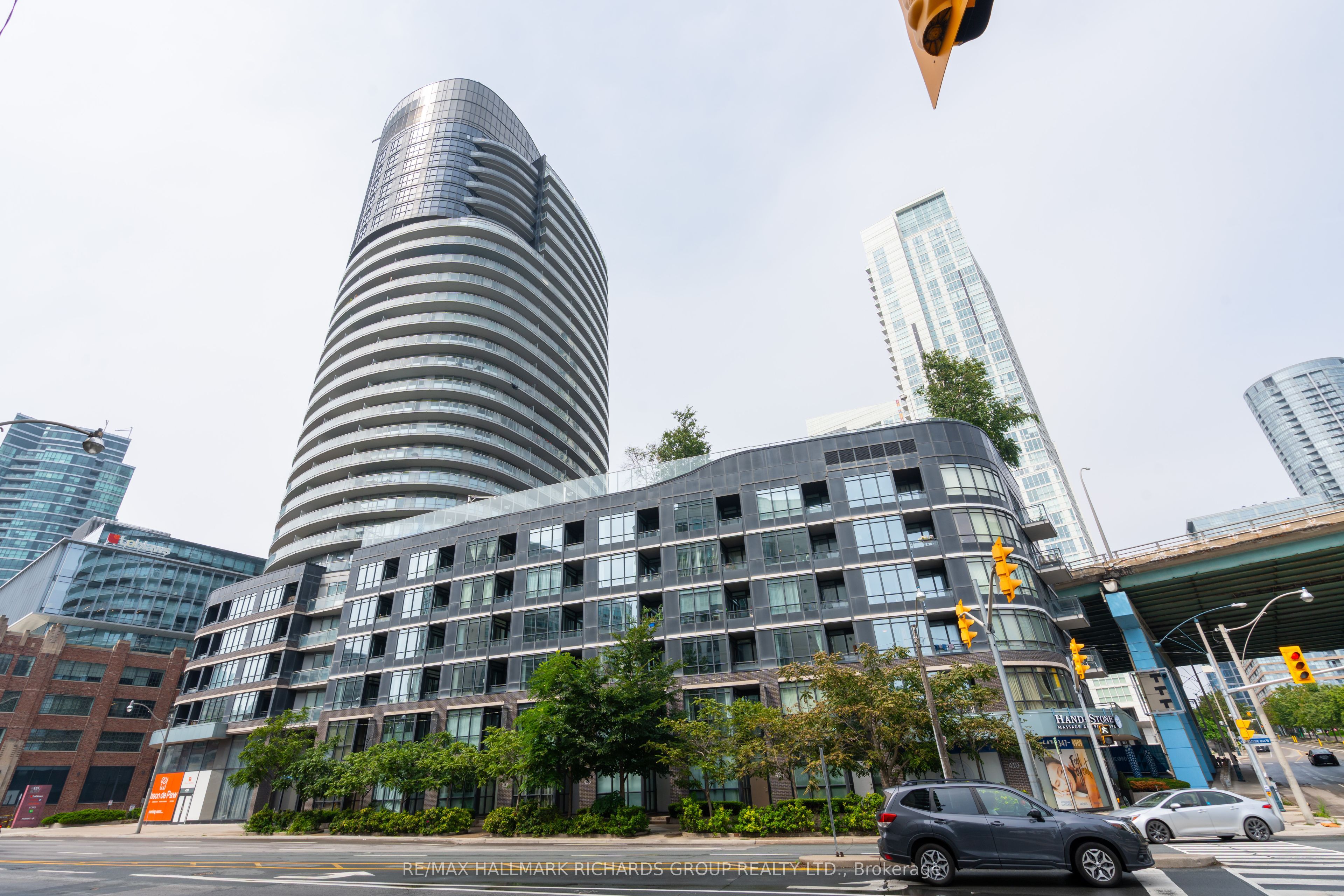 38 Dan Leckie Way 1208, Toronto, ON M5V 2V6 photo 2