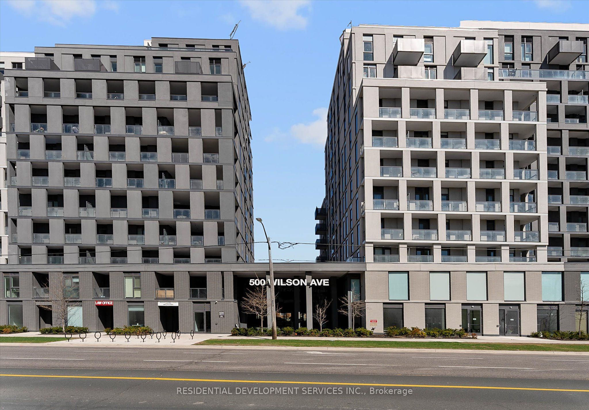 500 Wilson Avenue 1203, Toronto, ON M3H 5Y9 photo 5