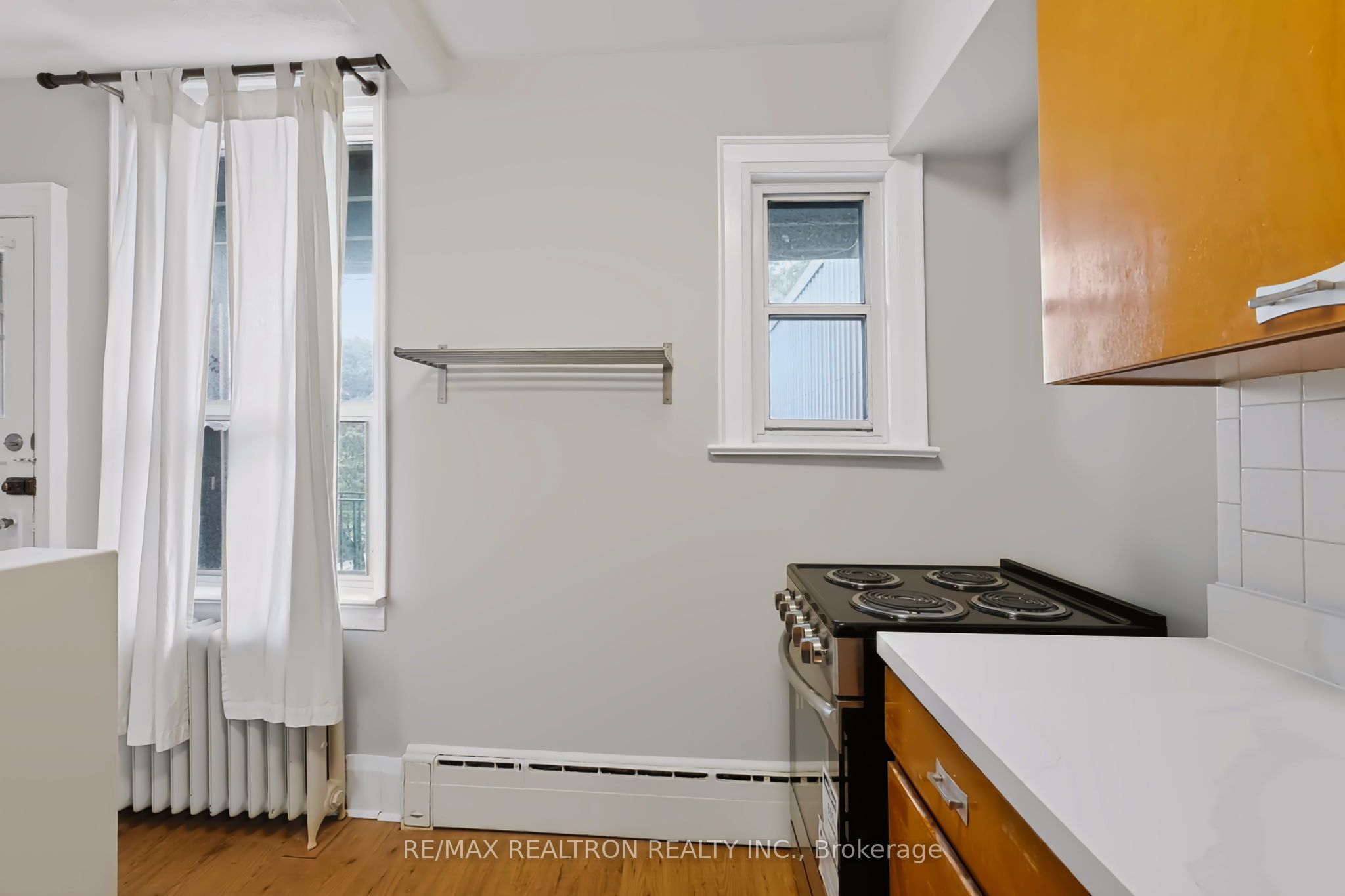 3232 Yonge Street 3, Toronto, ON M4N 2L4 photo 4