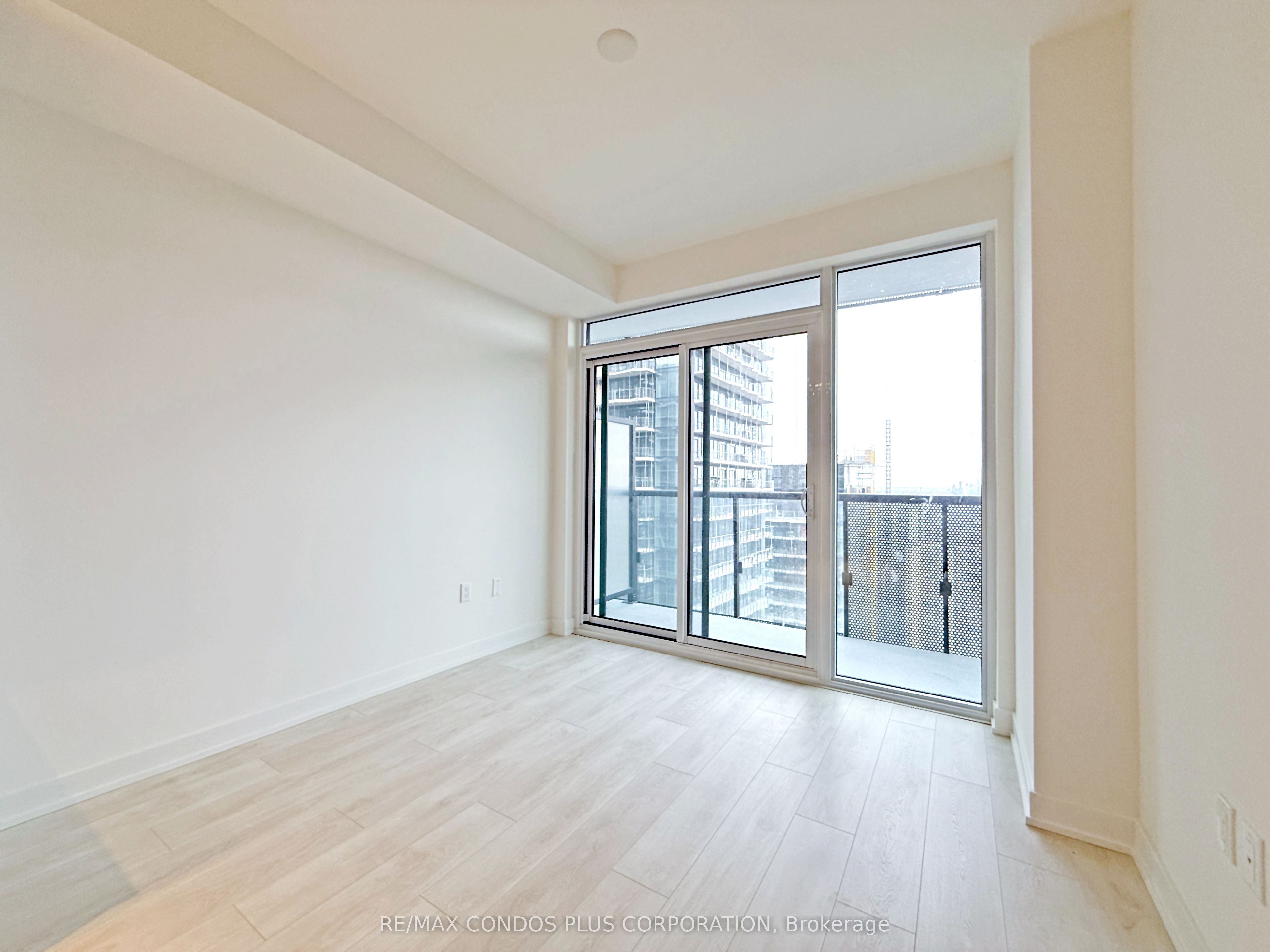 117 Broadway Avenue 2908, Toronto, ON M4P 1V3 photo 5