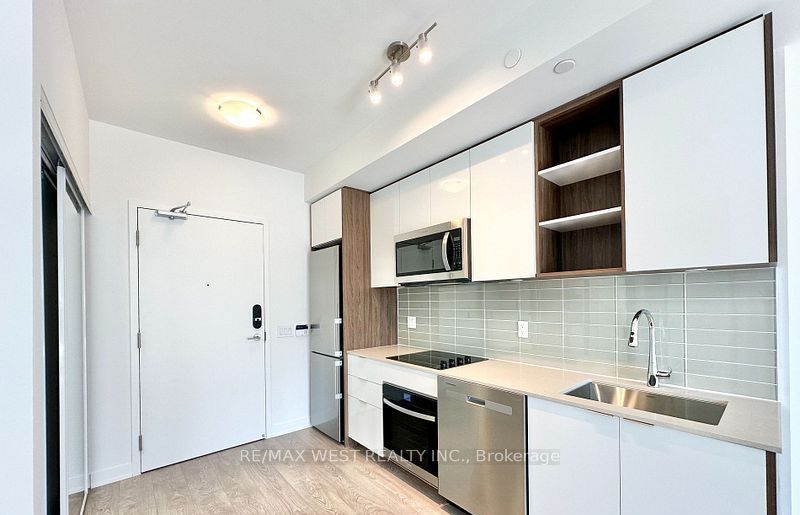 543 Richmond Street W 616, Toronto, ON M5V 0W9 photo 2