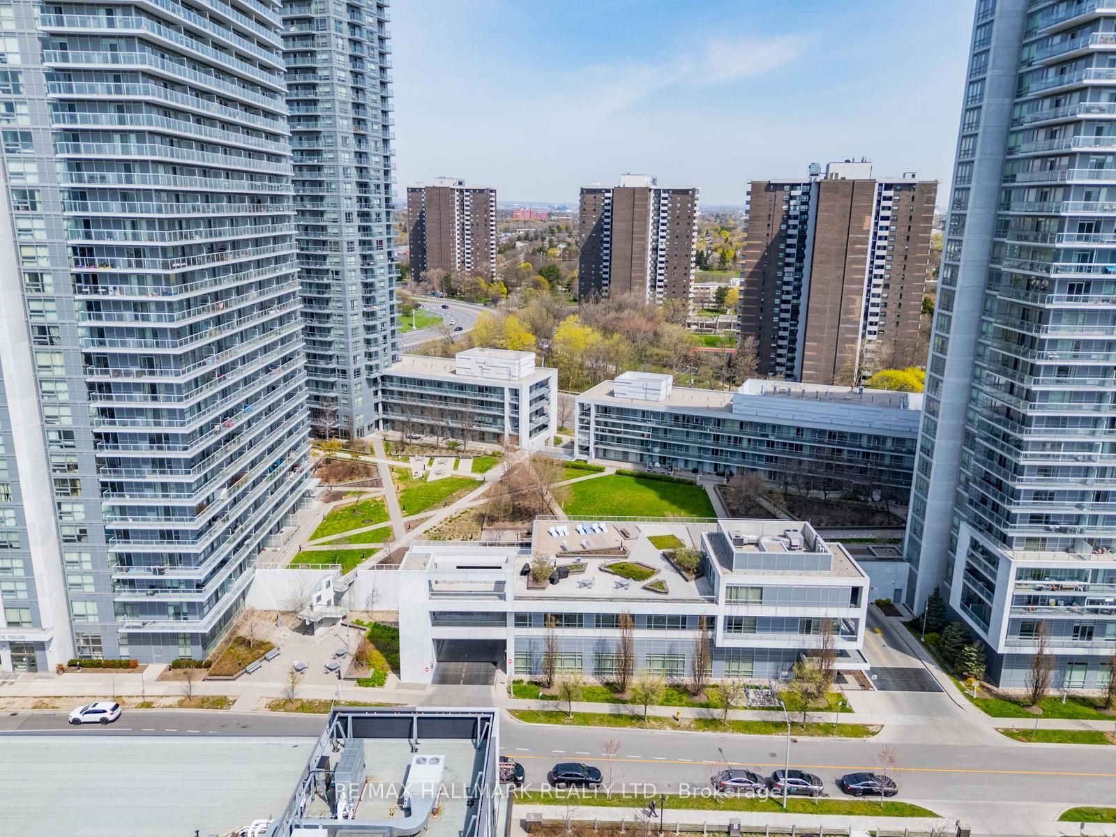 2015 Sheppard Avenue E 407, Toronto, ON M2J 0B3 photo 2