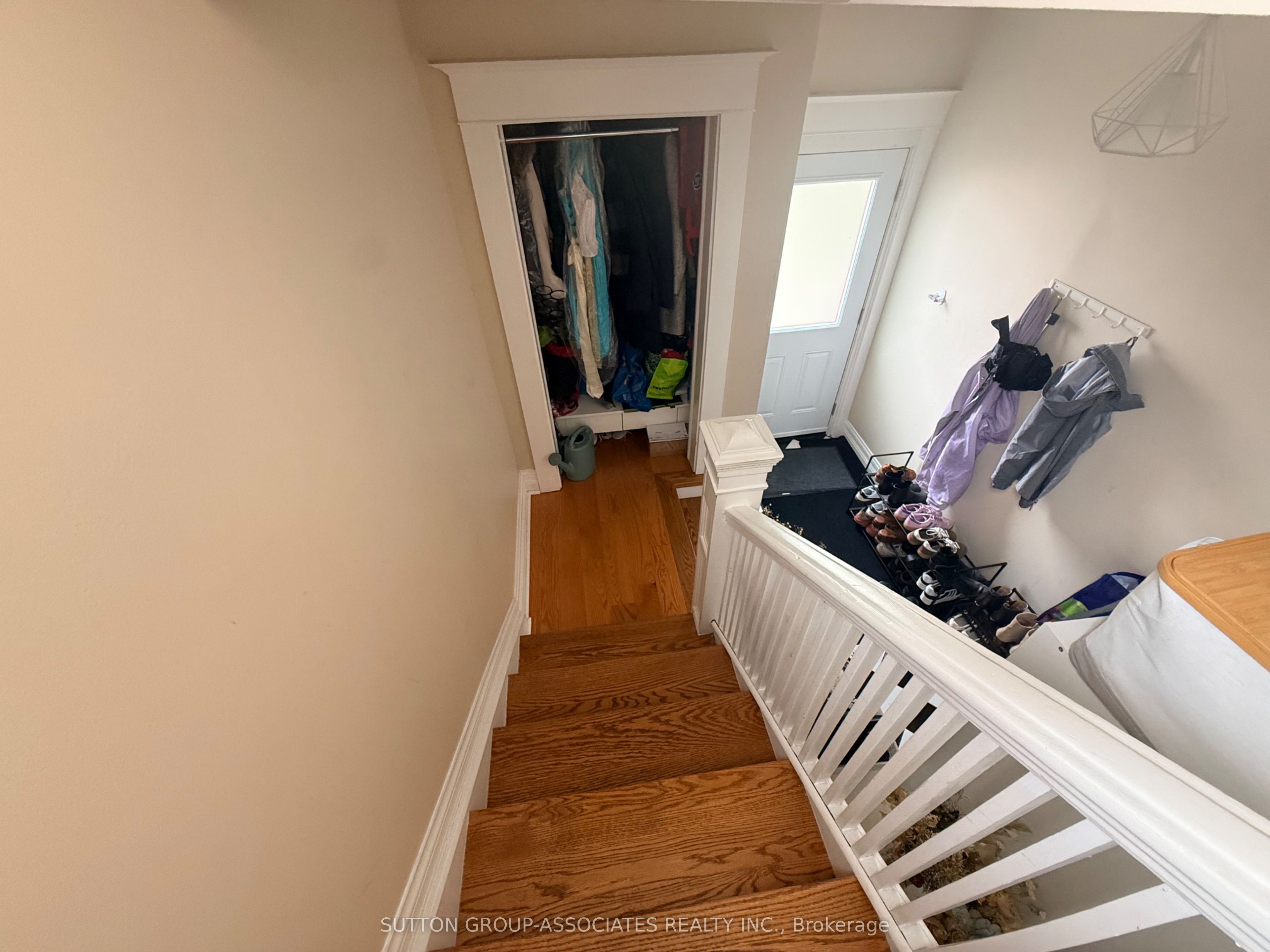 184 Madison Avenue Upper, Toronto, ON M5R 2S5 photo 2