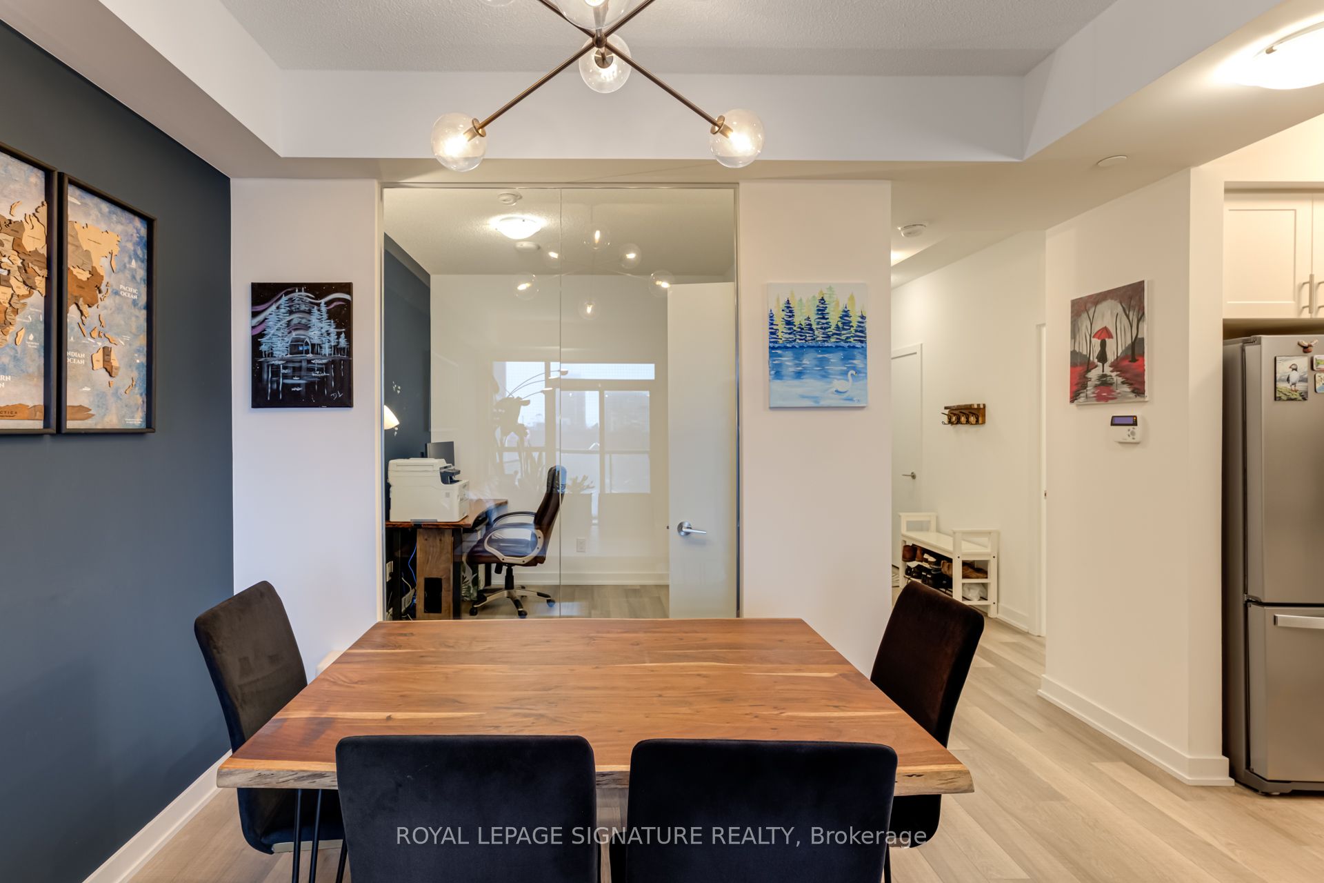 1603 Eglinton Avenue W 507, Toronto, ON M6E 0A1 photo 5