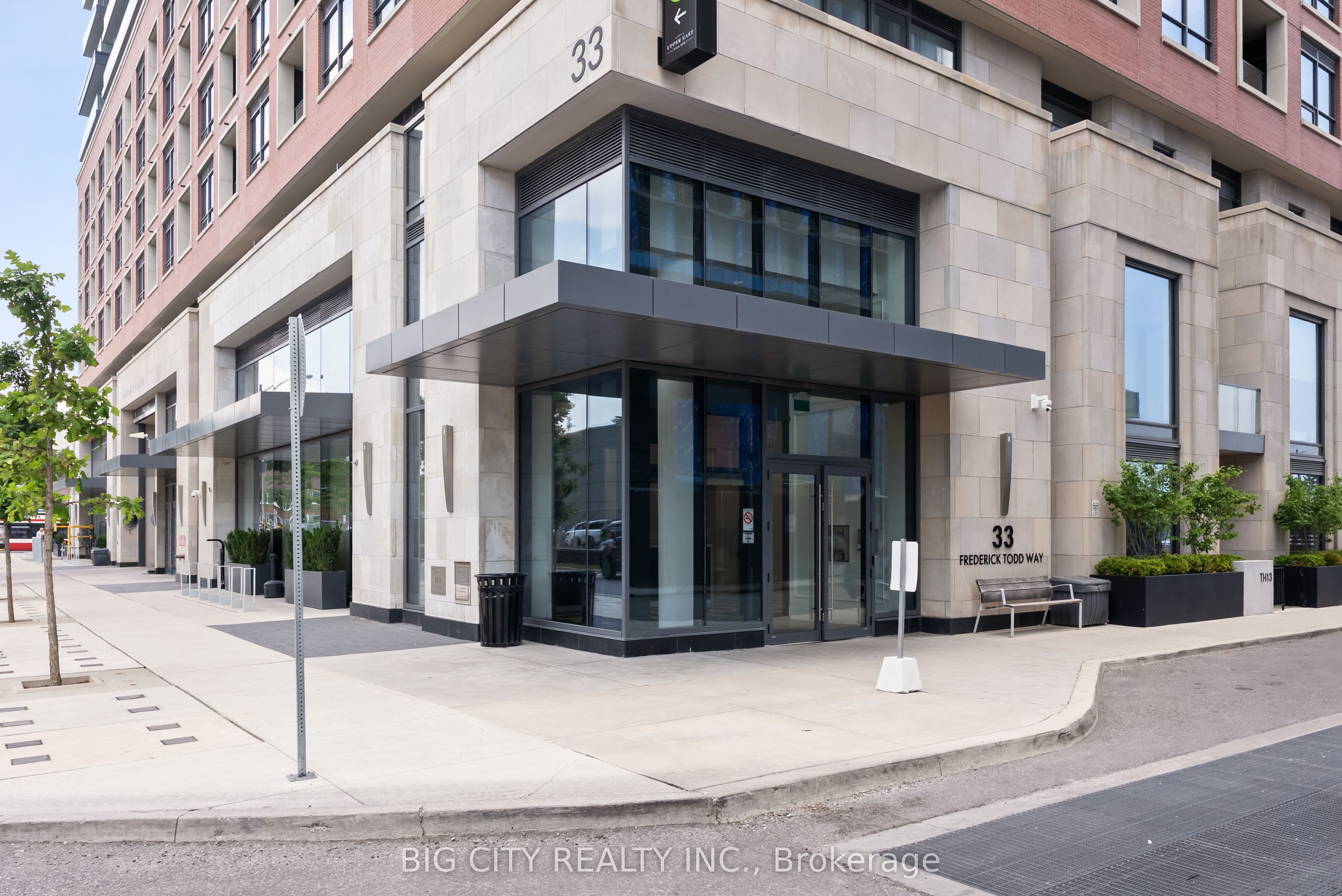 33 Frederick Todd Way 905, Toronto, ON M4G 0C9 photo 2