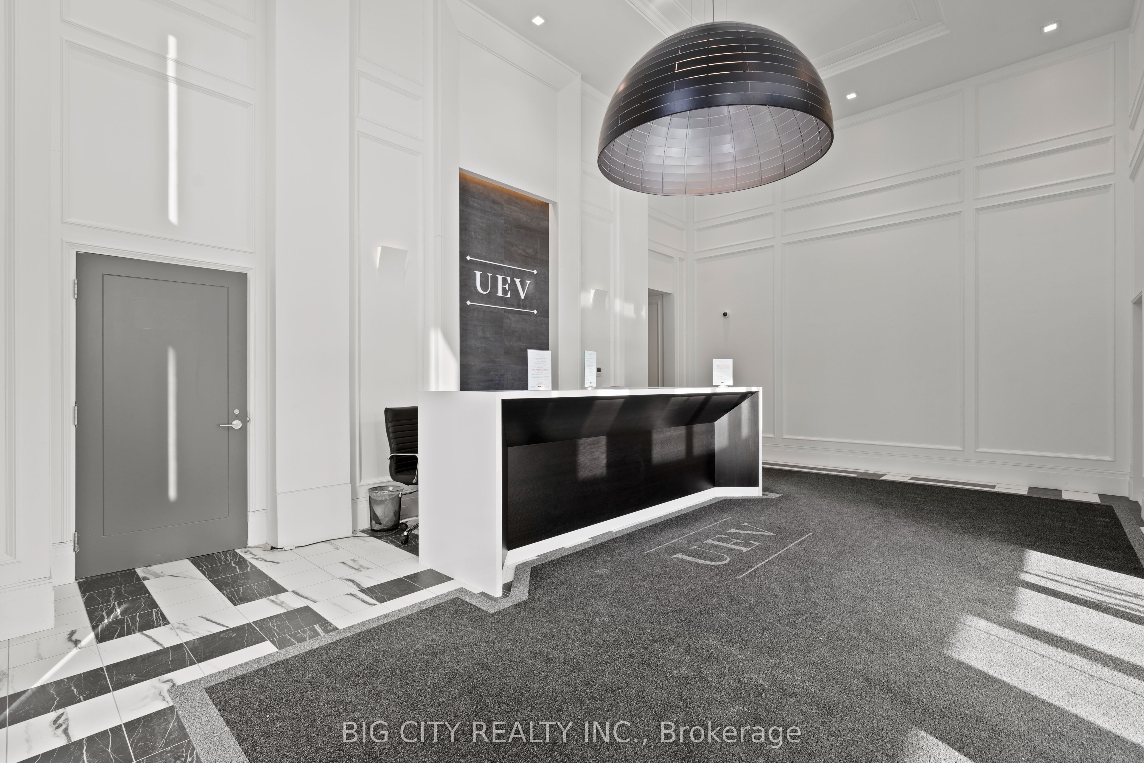 33 Frederick Todd Way 905, Toronto, ON M4G 0C9 photo 4